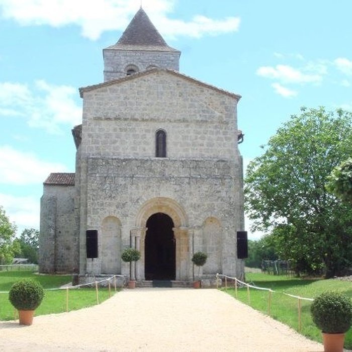 Photo de Église Saint-Robert de la Chapelle-Saint-Robert