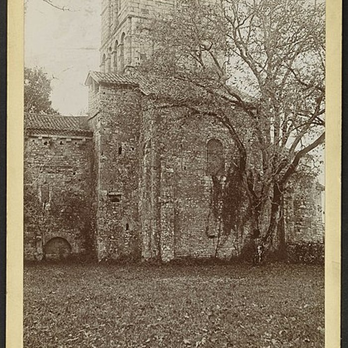 Photo de Église Saint-Robert de la Chapelle-Saint-Robert