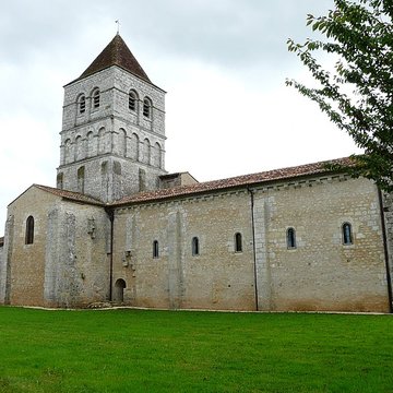 Église Saint-Robert de la Chapelle-Saint-Robert