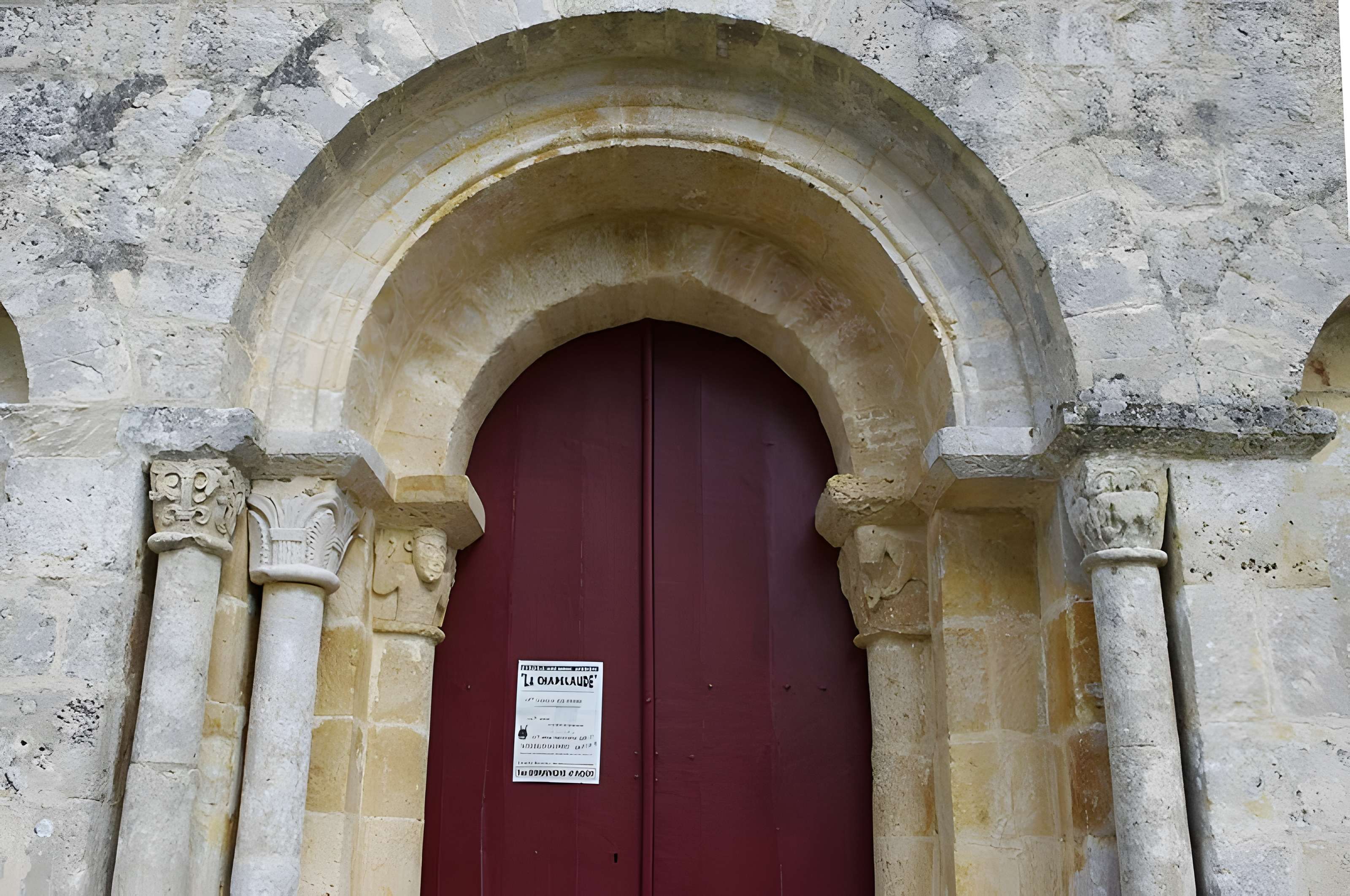 Église Saint-Robert de la Chapelle-Saint-Robert