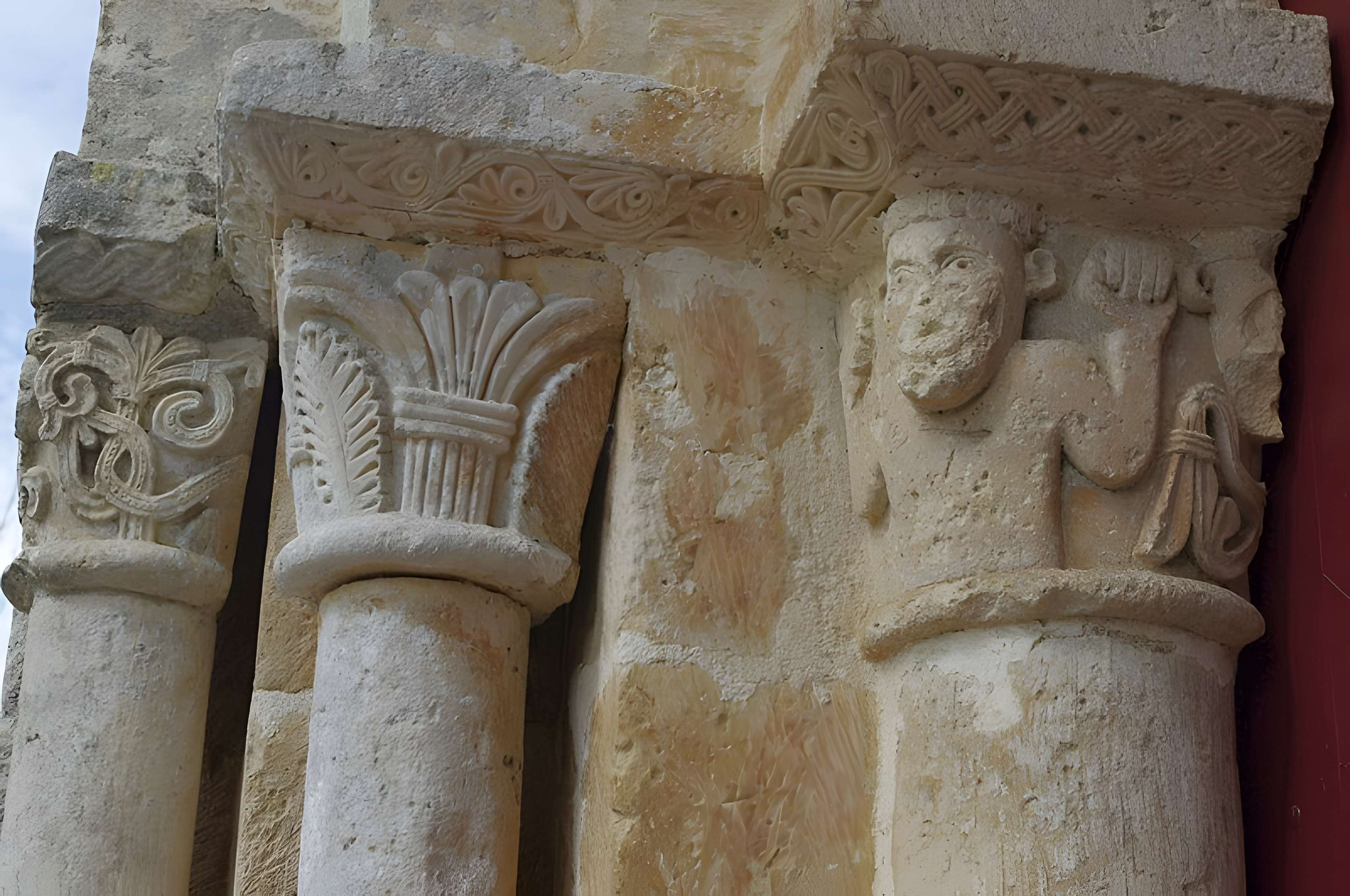 Église Saint-Robert de la Chapelle-Saint-Robert