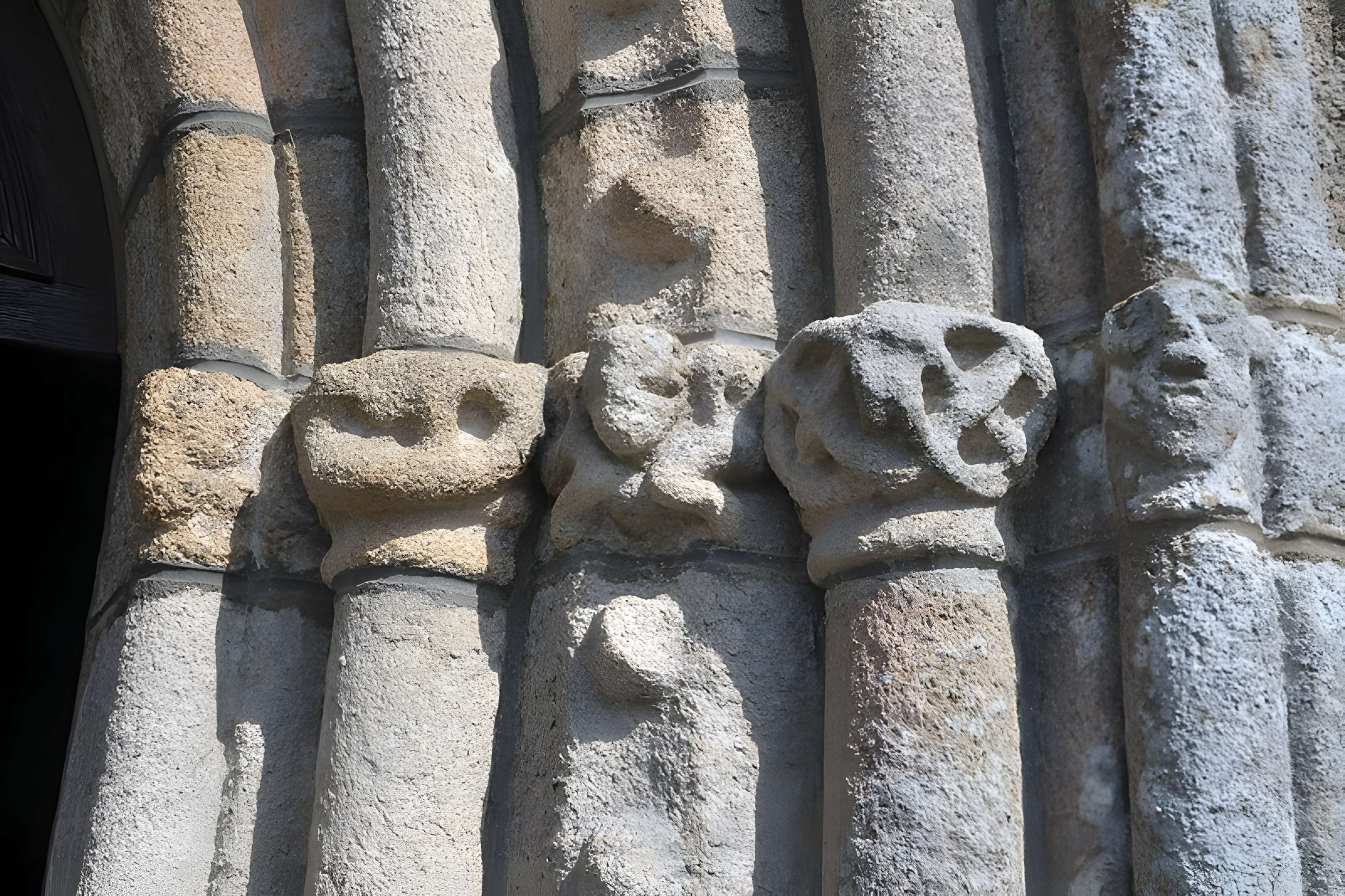 Église Saint-Robert de La Villedieu