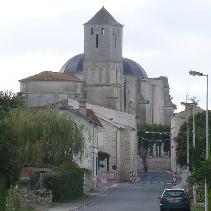 Photo de Église Saint-Romain de Saint-Romain-de-Benet