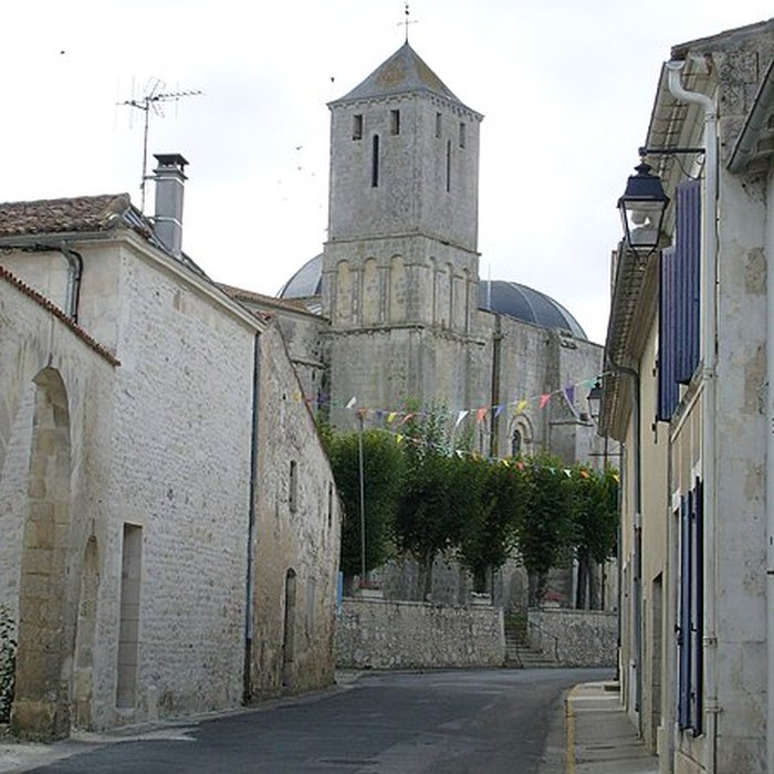 Photo de Église Saint-Romain de Saint-Romain-de-Benet