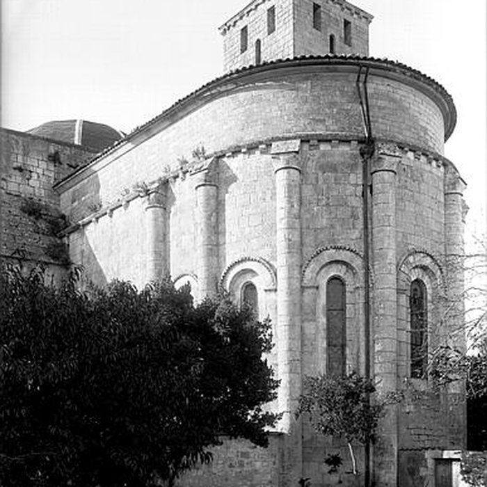 Photo de Église Saint-Romain de Saint-Romain-de-Benet