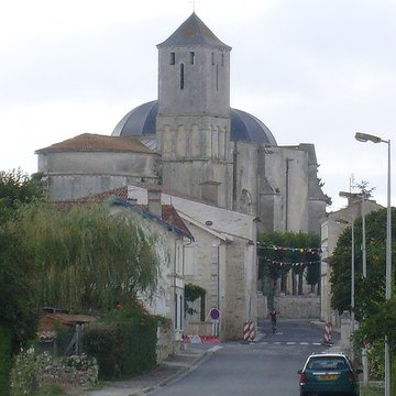 Église Saint-Romain de Saint-Romain-de-Benet