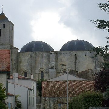 Église Saint-Romain de Saint-Romain-de-Benet