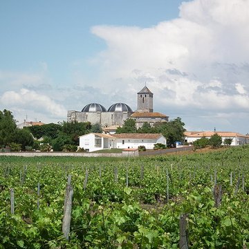 Église Saint-Romain de Saint-Romain-de-Benet