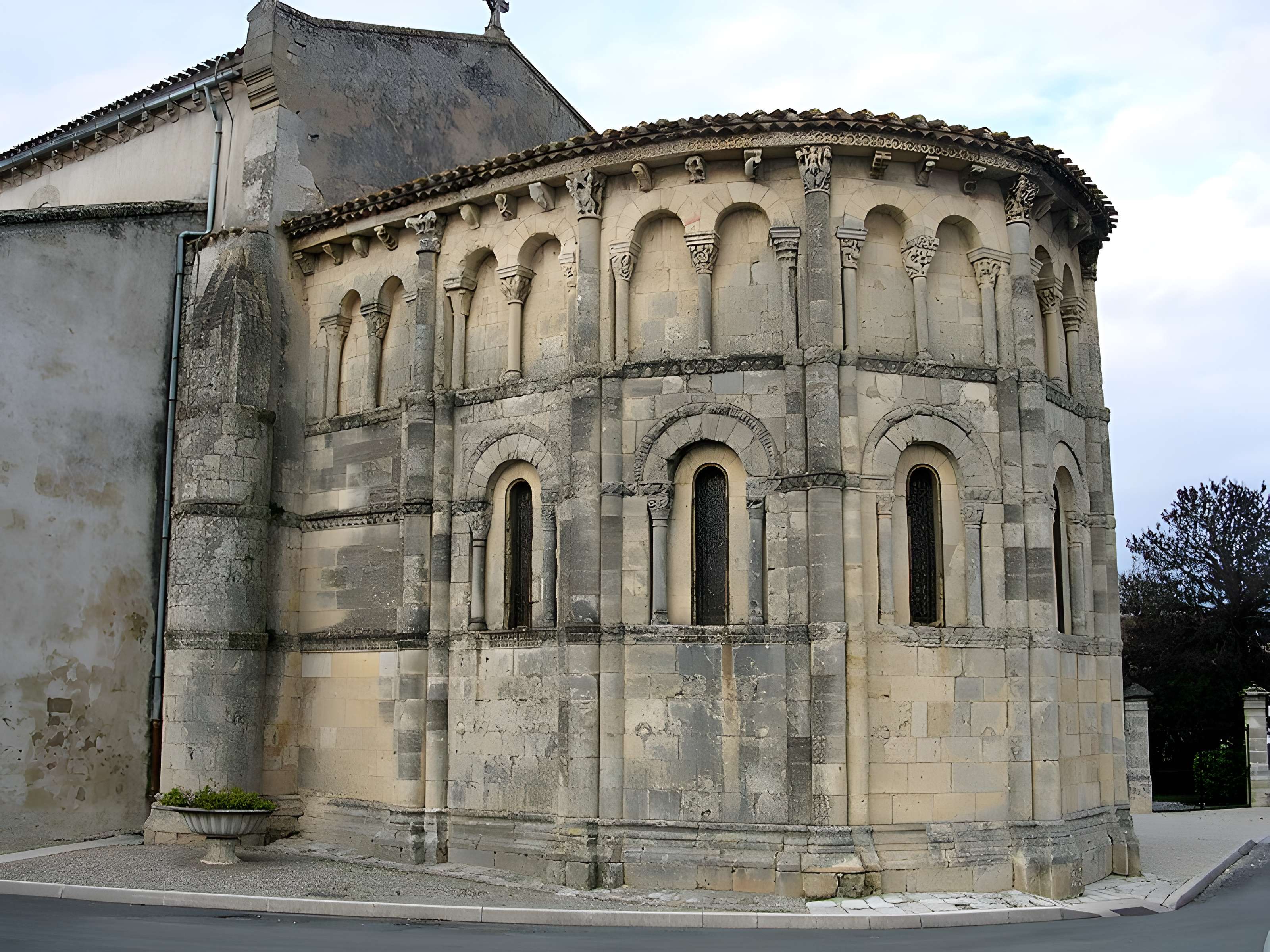 Église Saint-Saturnin de Bégadan