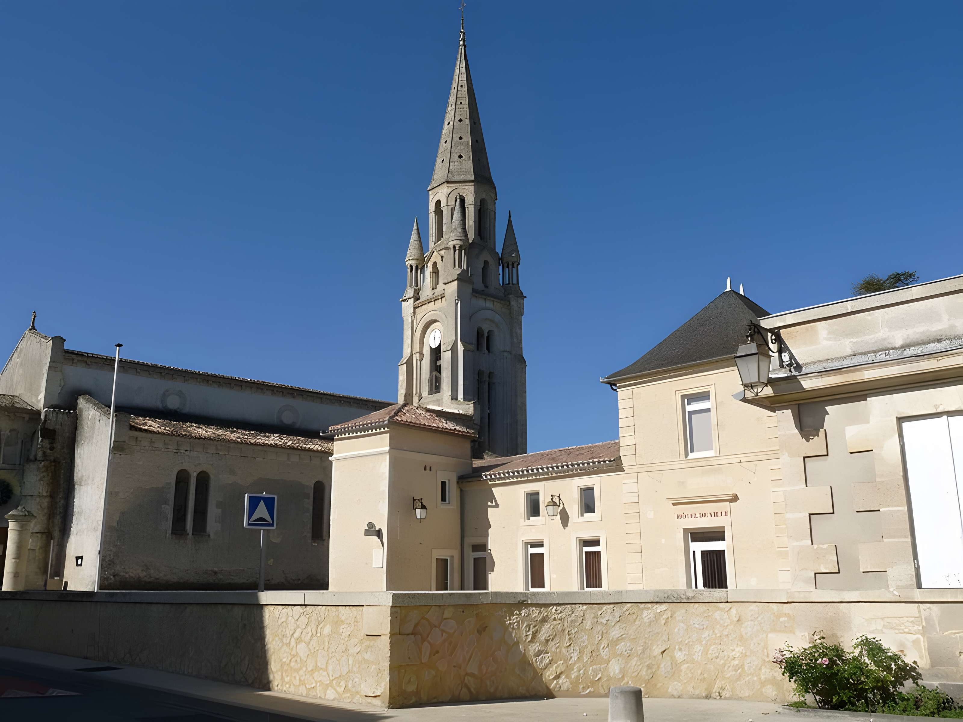 Église Saint-Saturnin de Bégadan