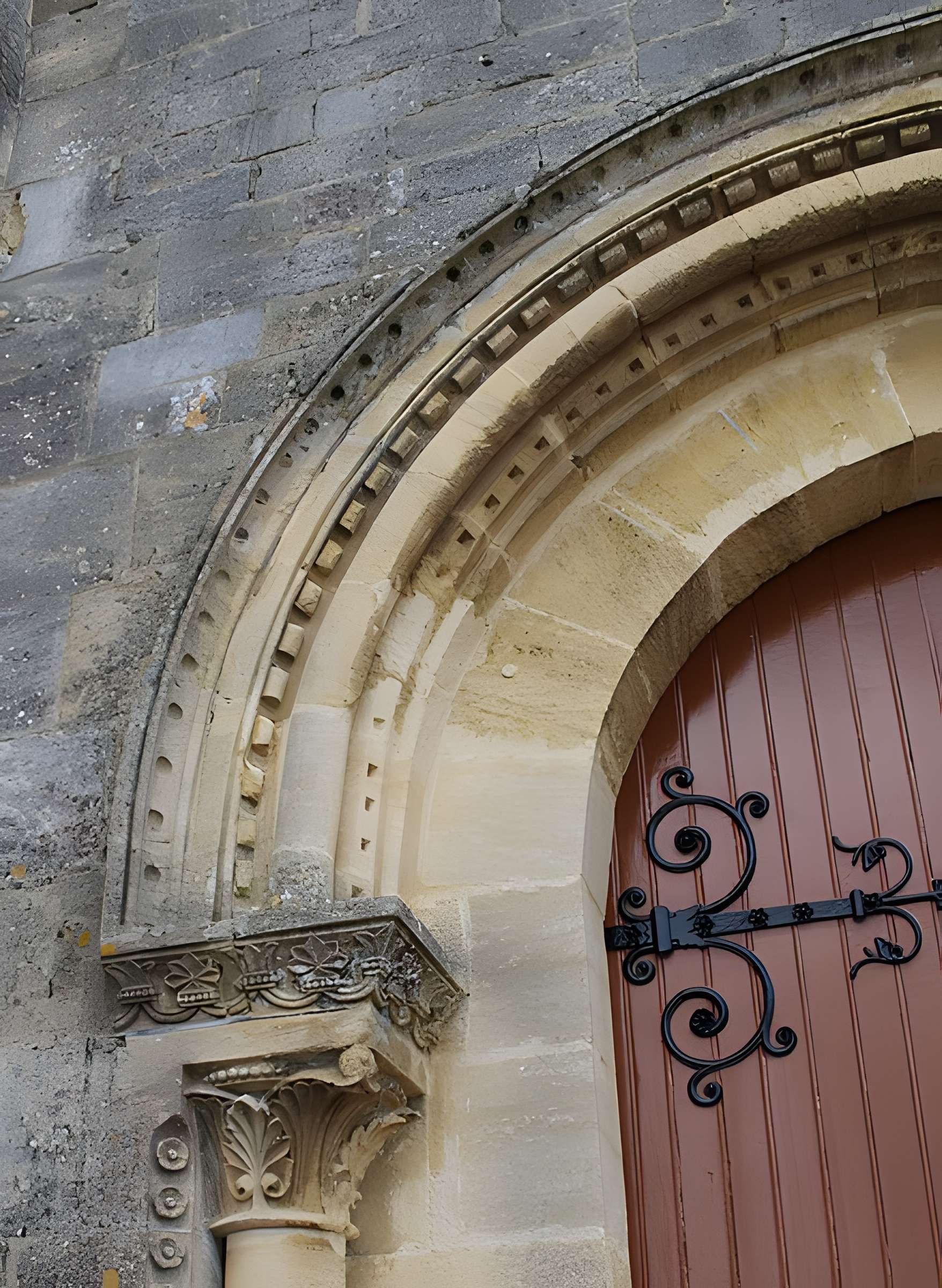 Église Saint-Saturnin de Bégadan
