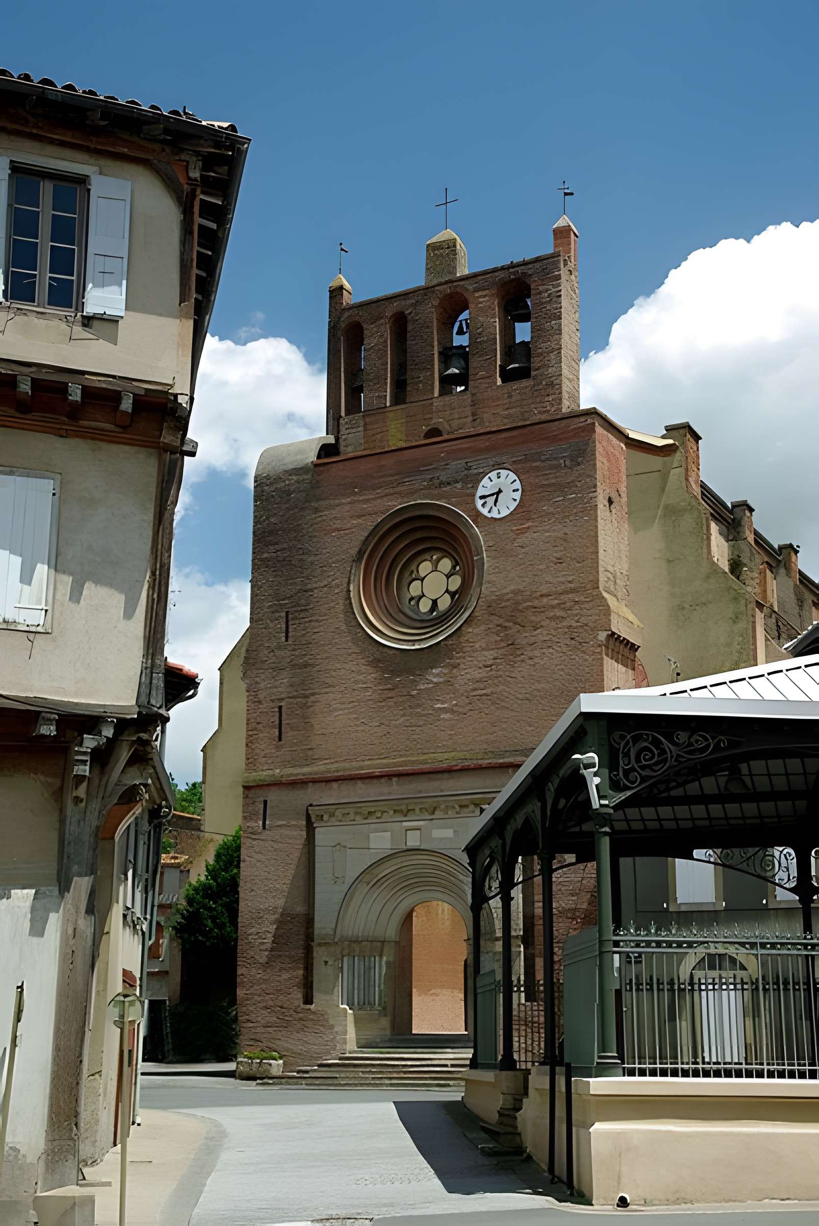 Église Saint-Saturnin de Belpech