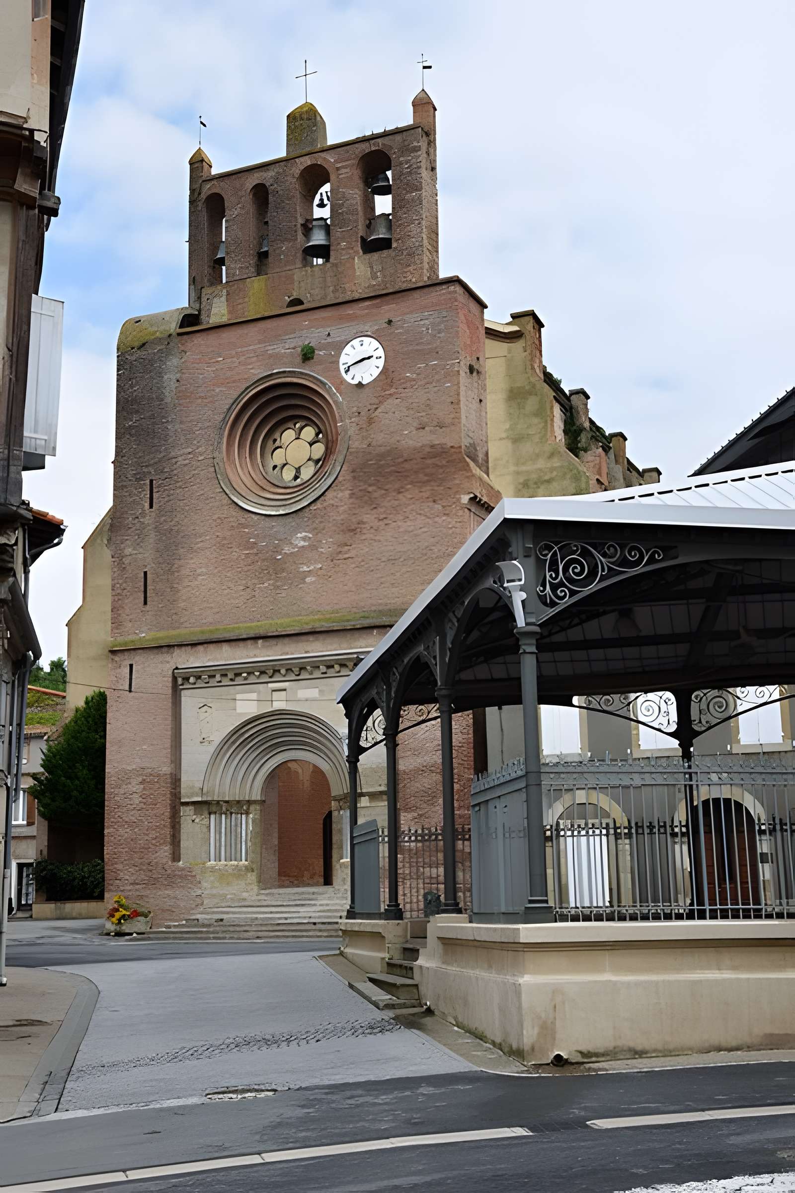 Église Saint-Saturnin de Belpech
