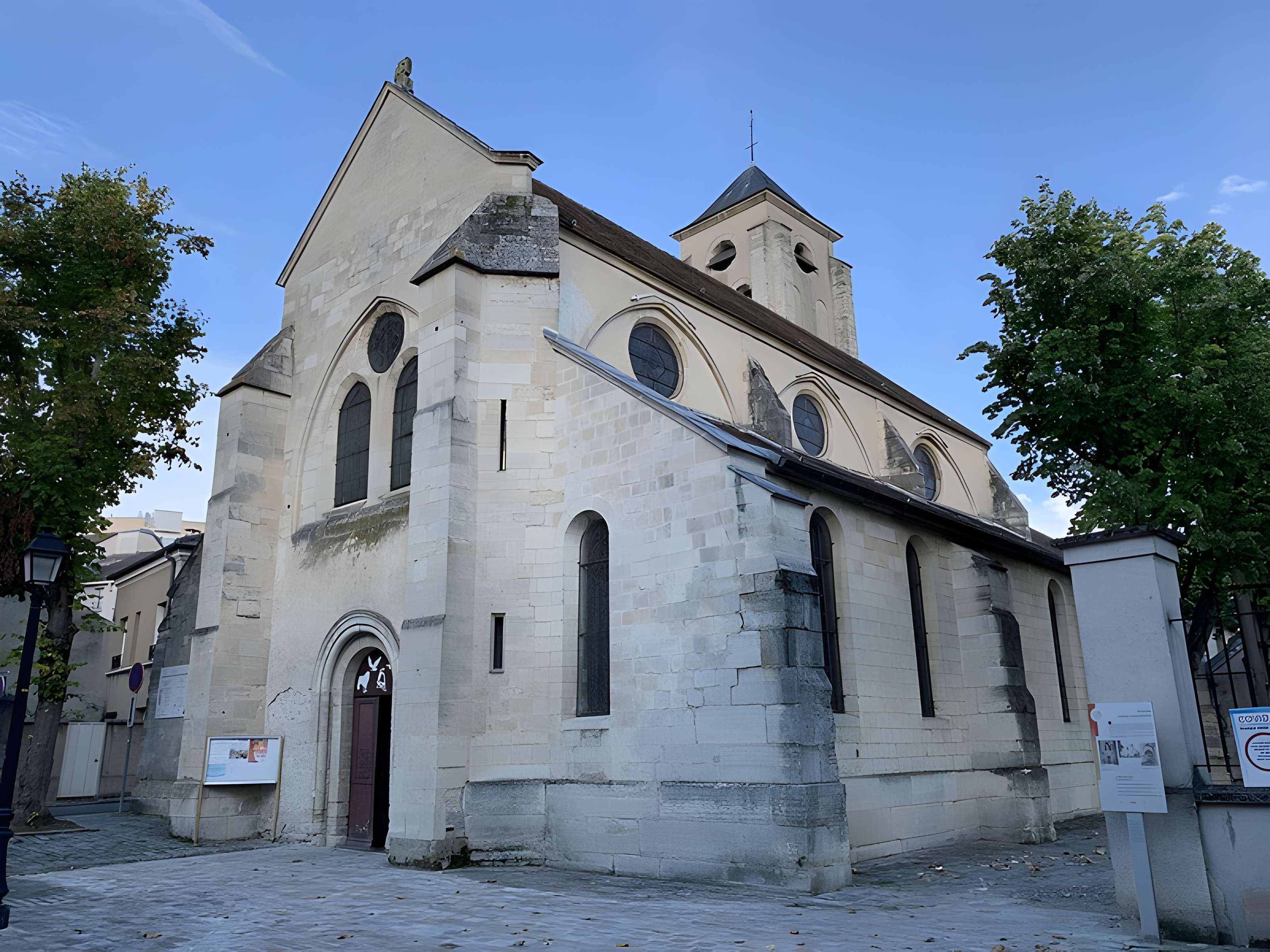 Église Saint-Saturnin de Champigny-sur-Marne