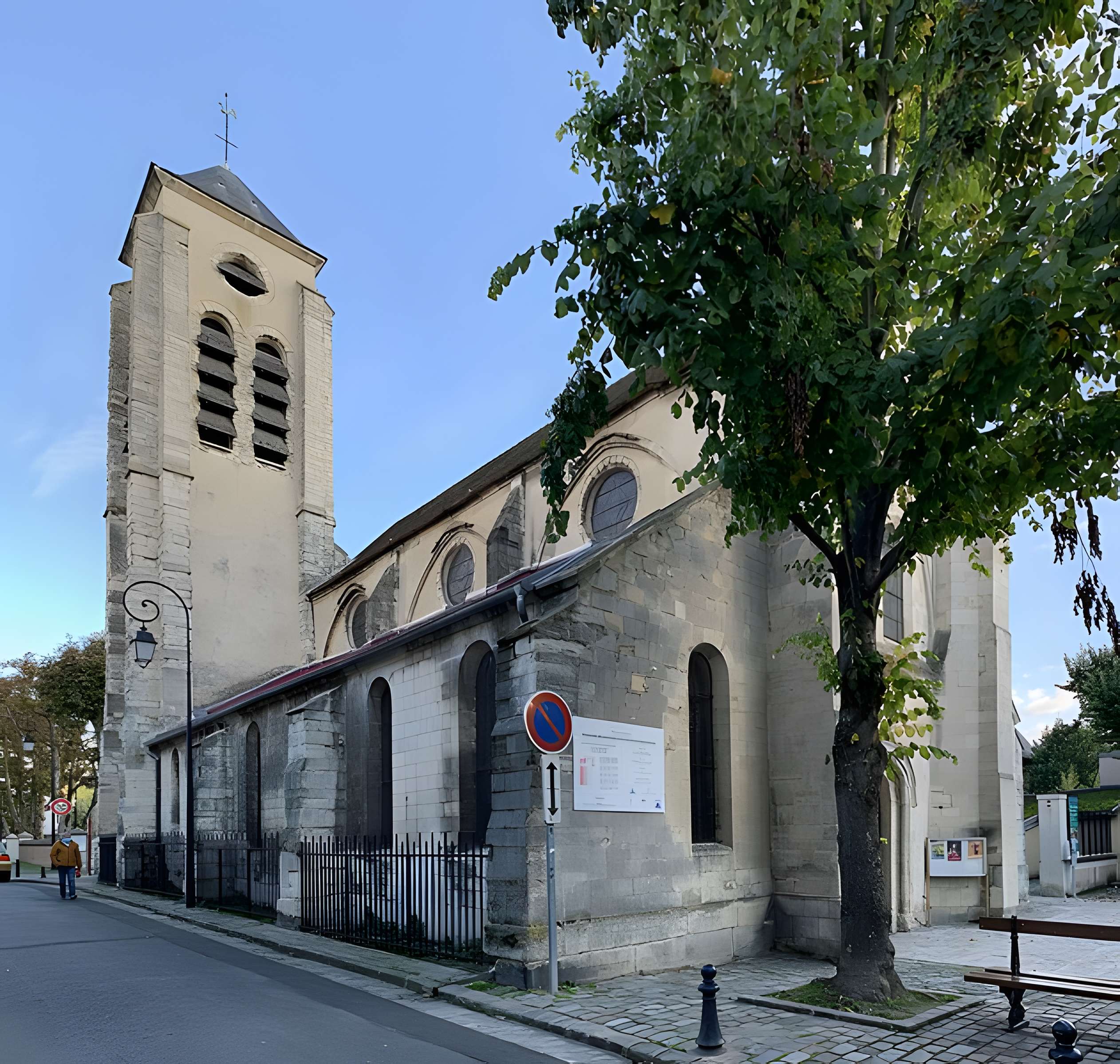 Église Saint-Saturnin de Champigny-sur-Marne