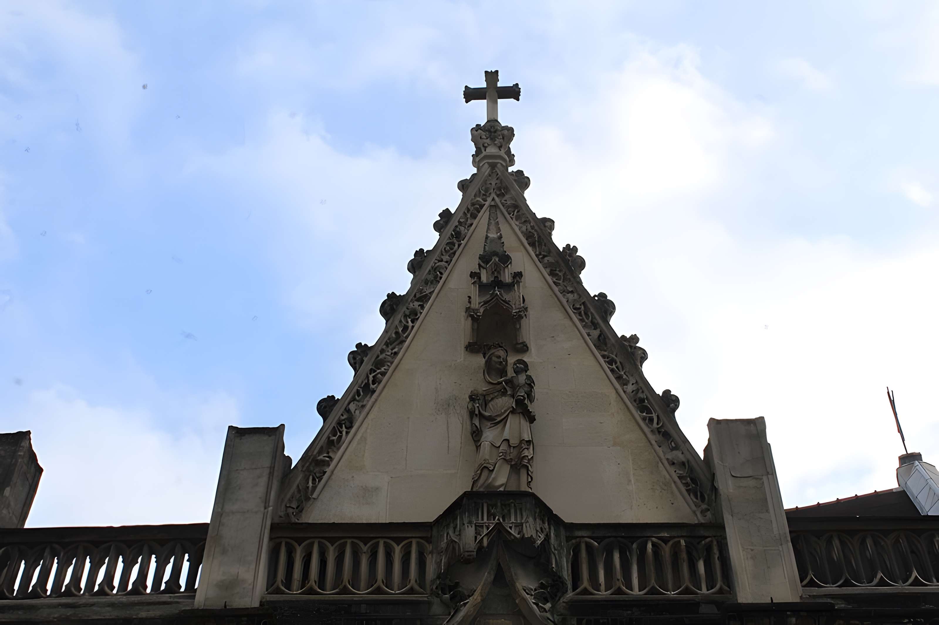 Église Saint-Saturnin de Nogent-sur-Marne