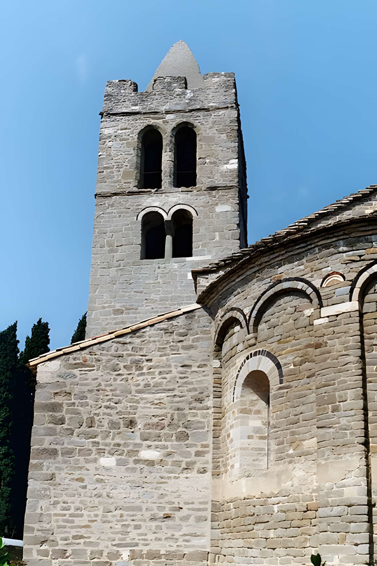 Église Saint-Saturnin de Pouzols-Minervois