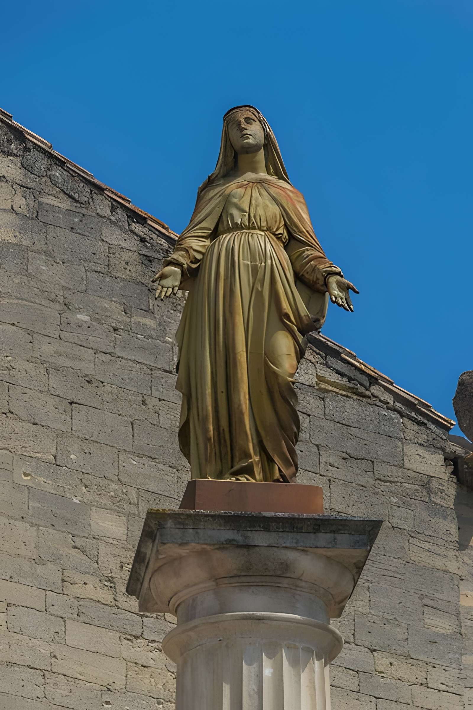 Église Saint-Saturnin de Tourbes