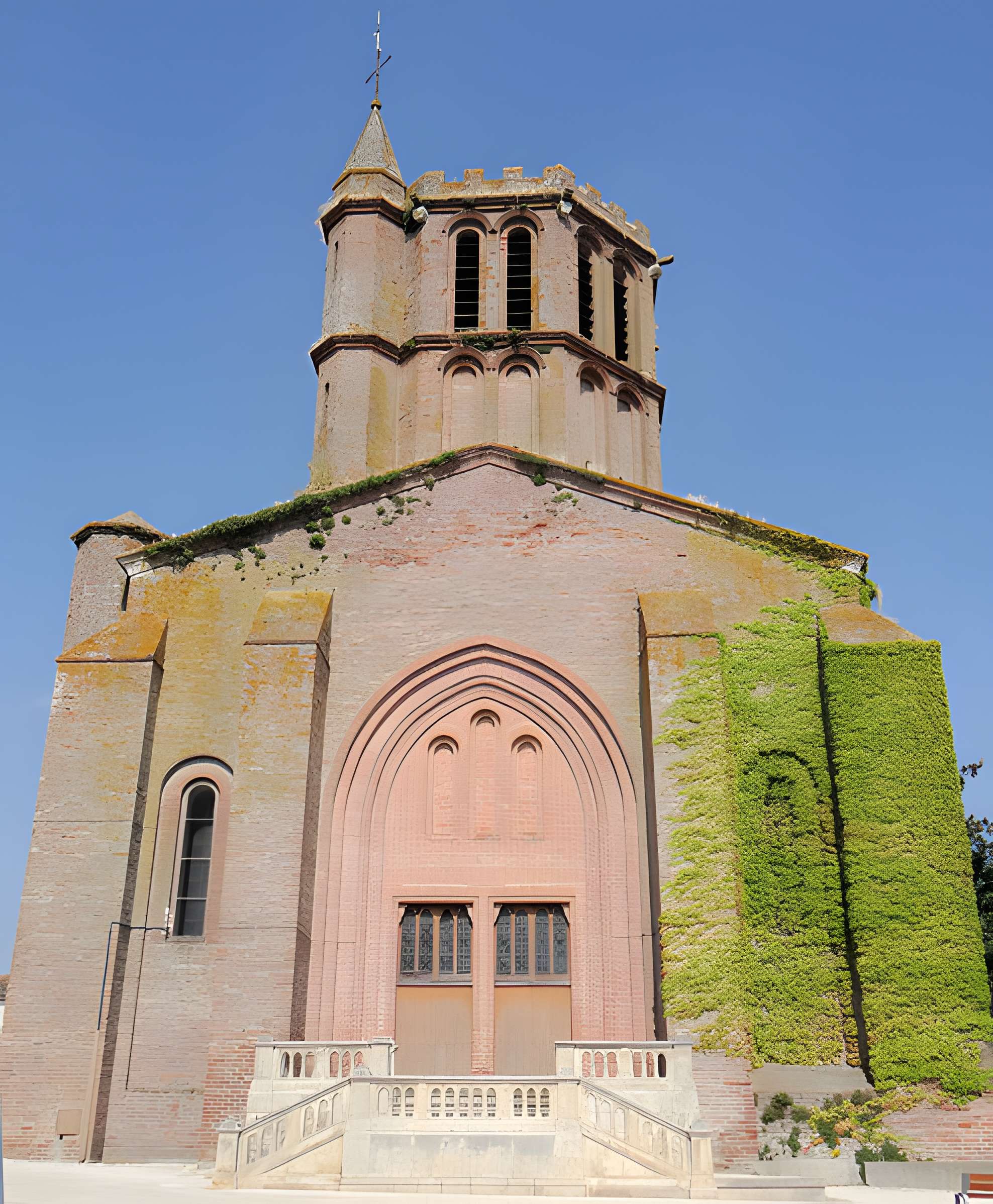 Église Saint-Sauveur de Castelsarrasin