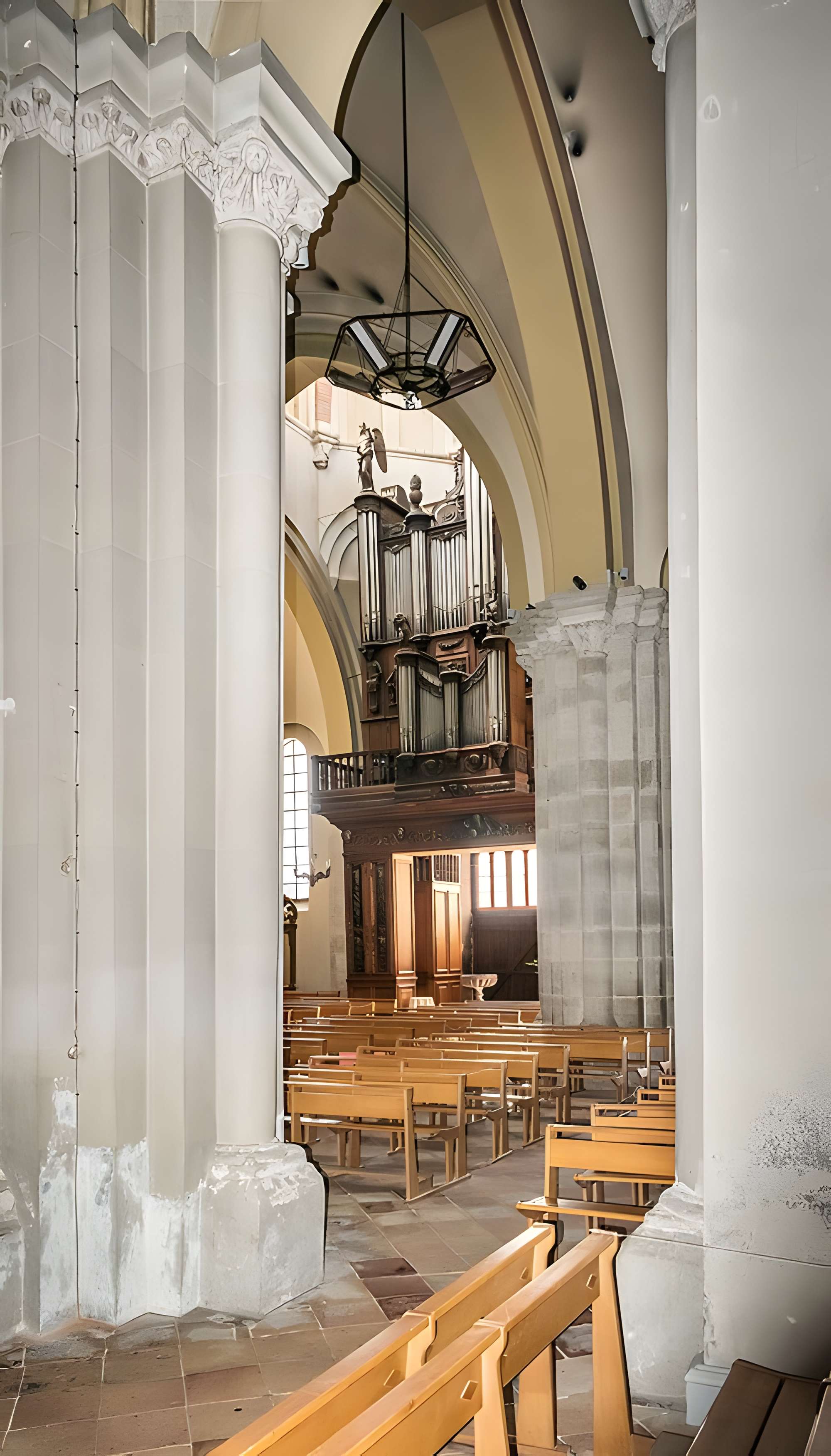 Église Saint-Sauveur de Castelsarrasin