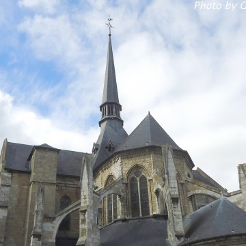Église Saint-Sauveur du Petit-Andely