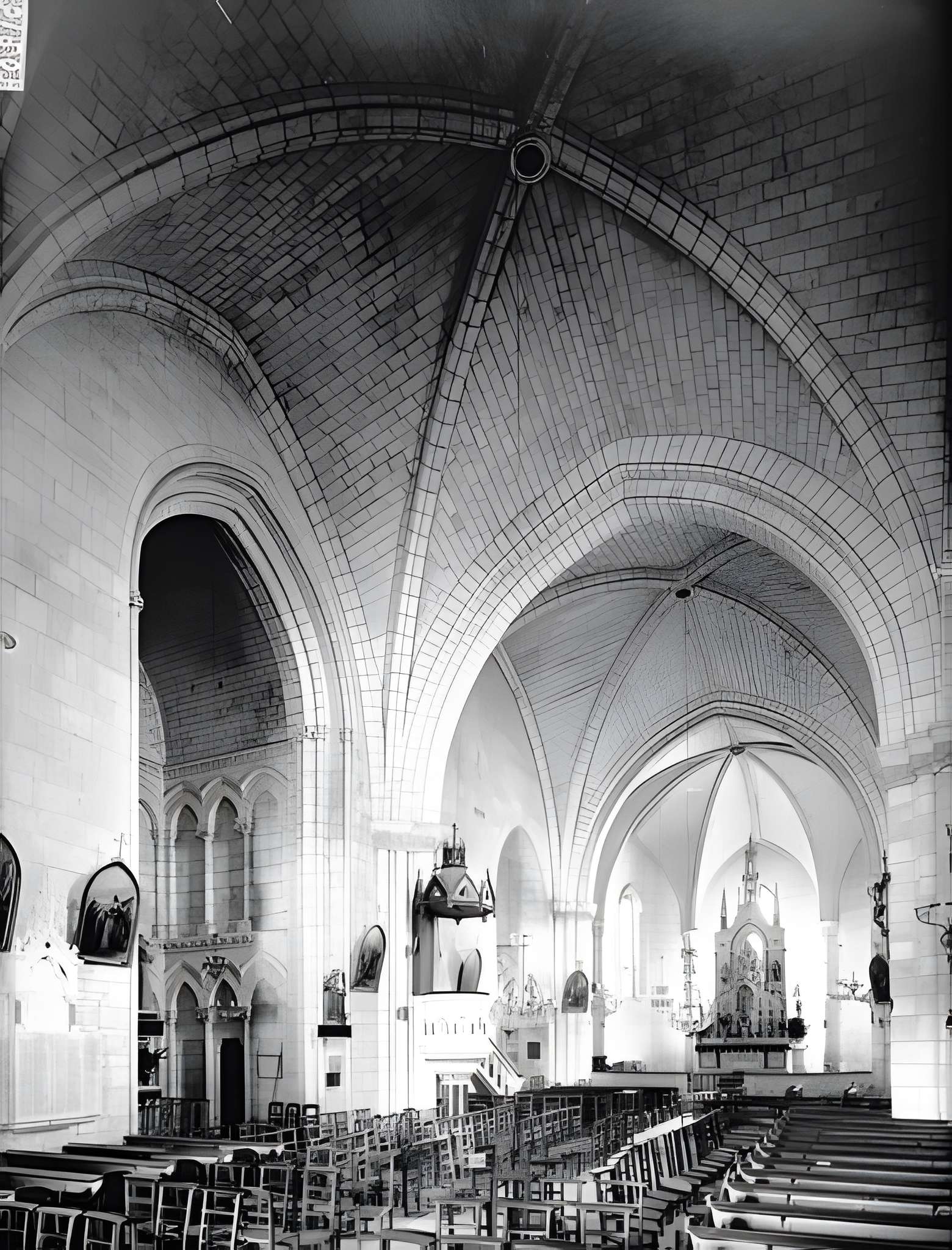 Église Saint-Savinien de Saint-Savinien