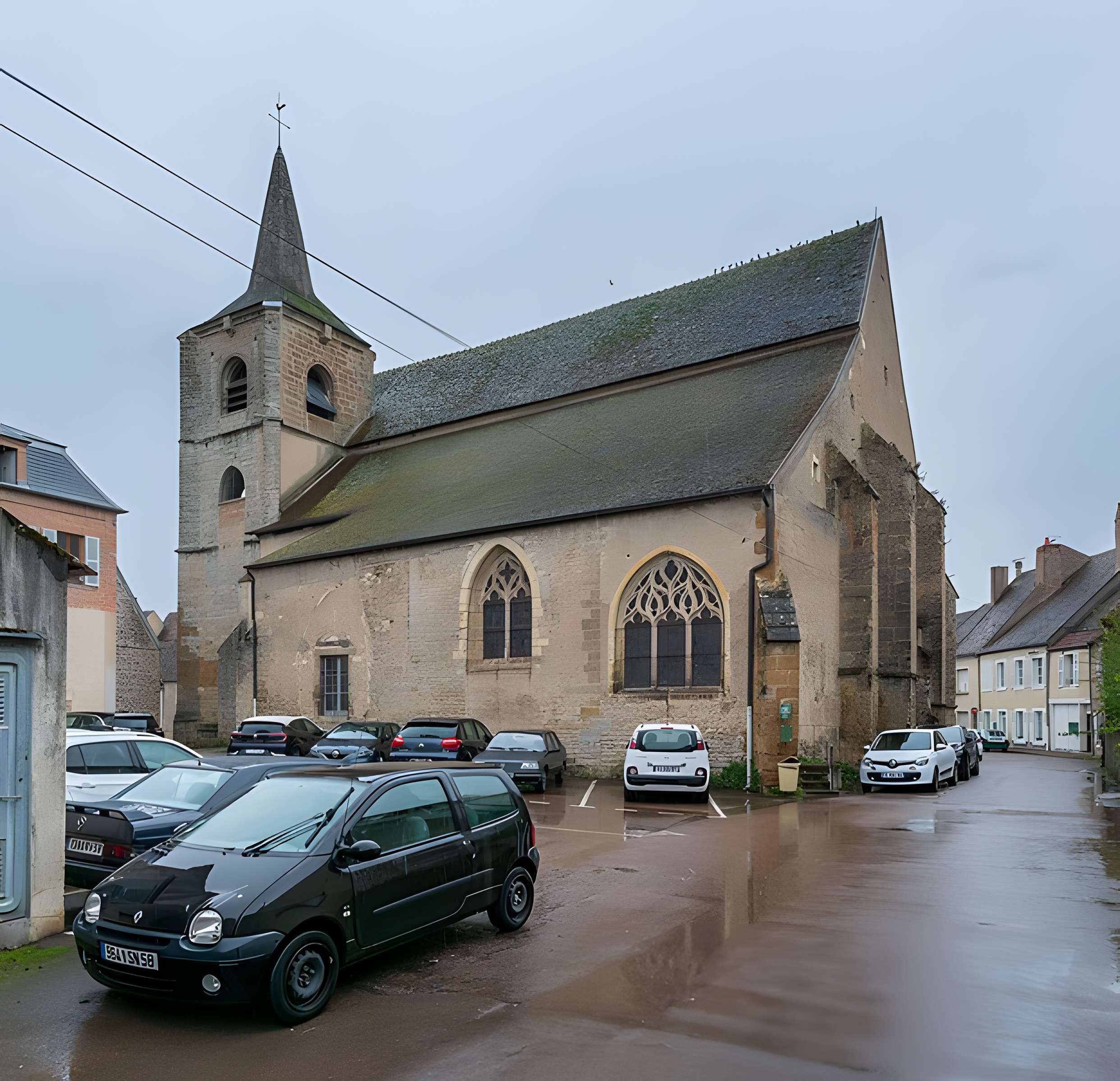 Église Saint-Seine de Corbigny
