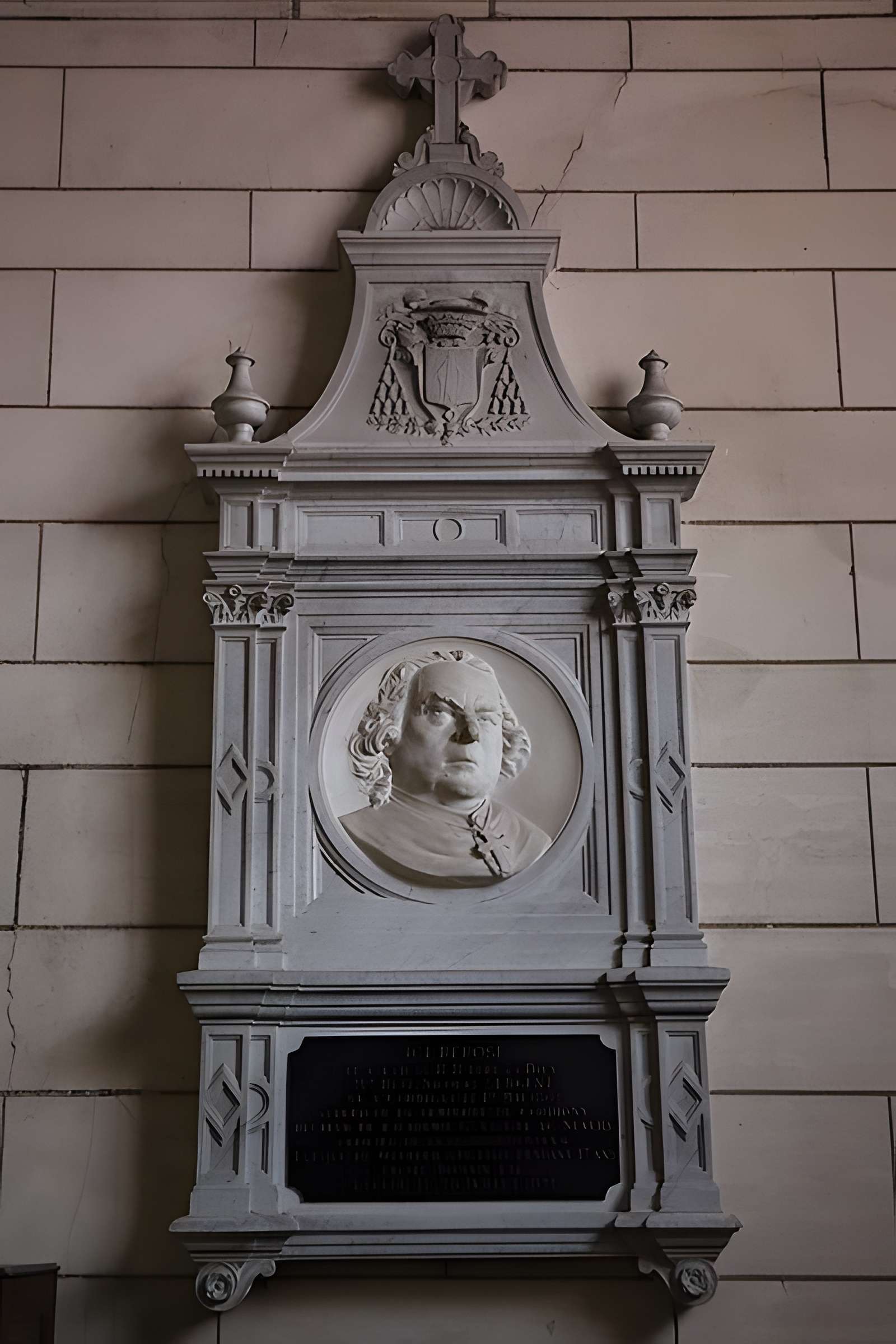 Église Saint-Seine de Corbigny