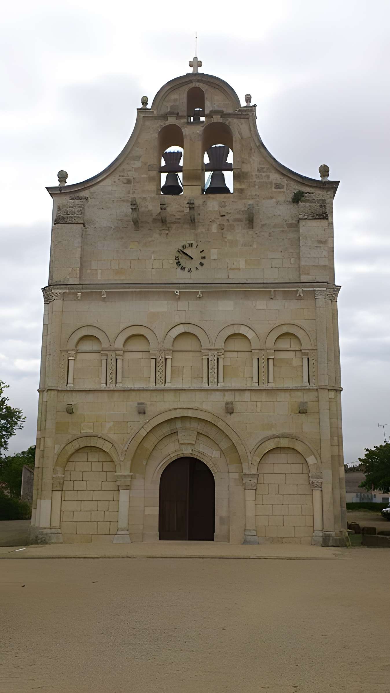 Église Saint-Seurin de Galgon