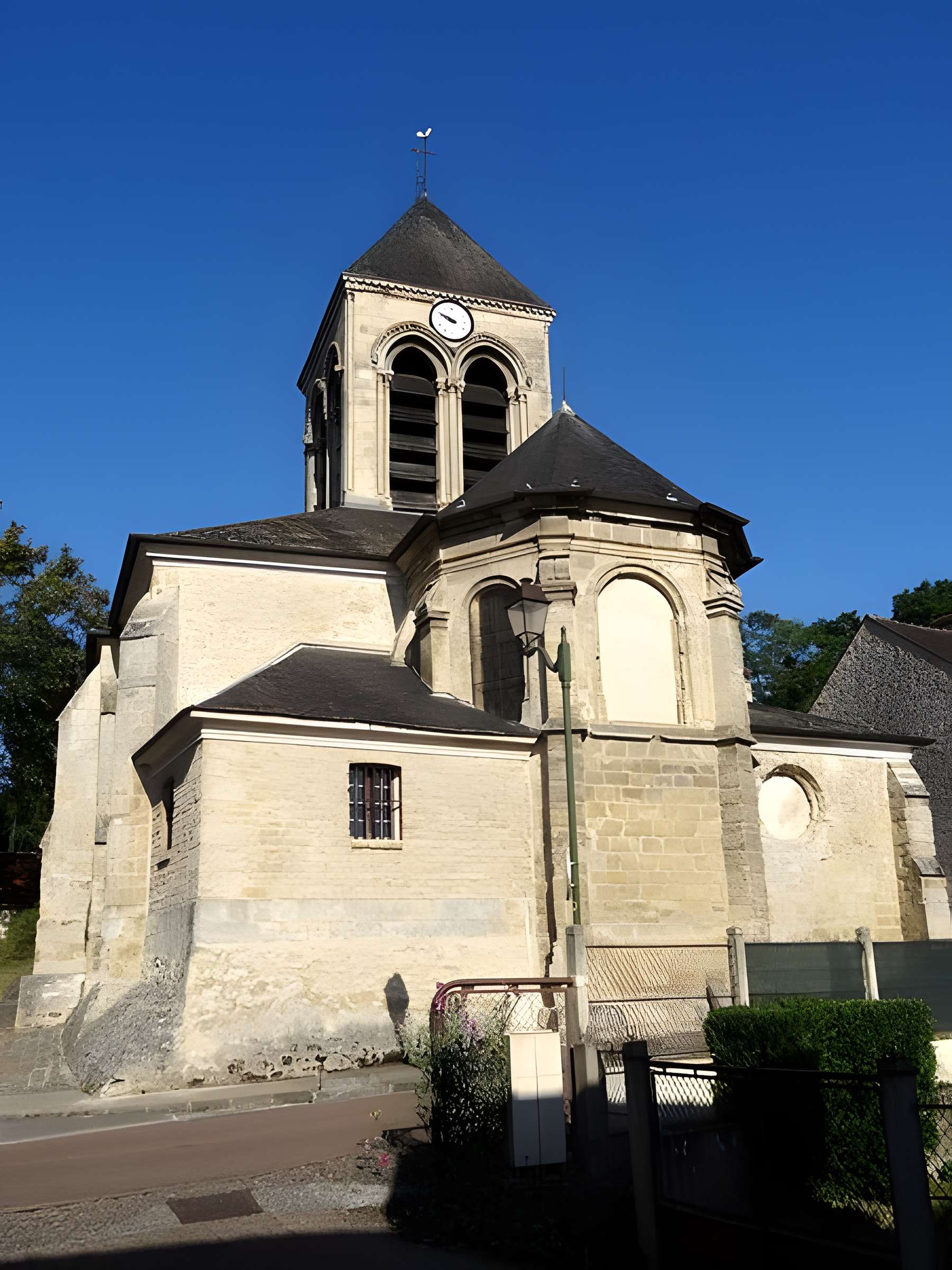 Église Saint-Séverin d'Oinville-sur-Montcient 