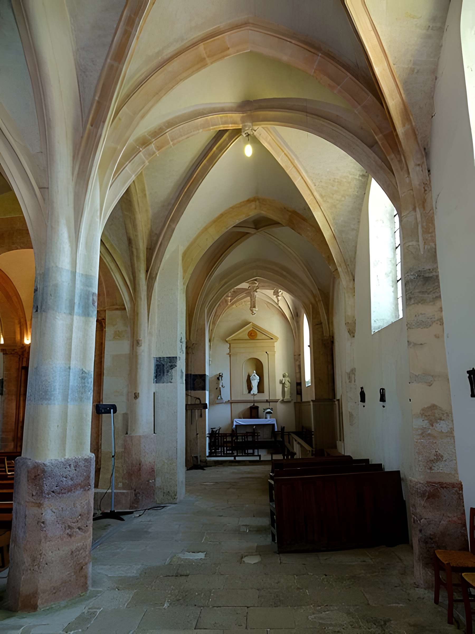 Église Saint-Séverin d'Oinville-sur-Montcient