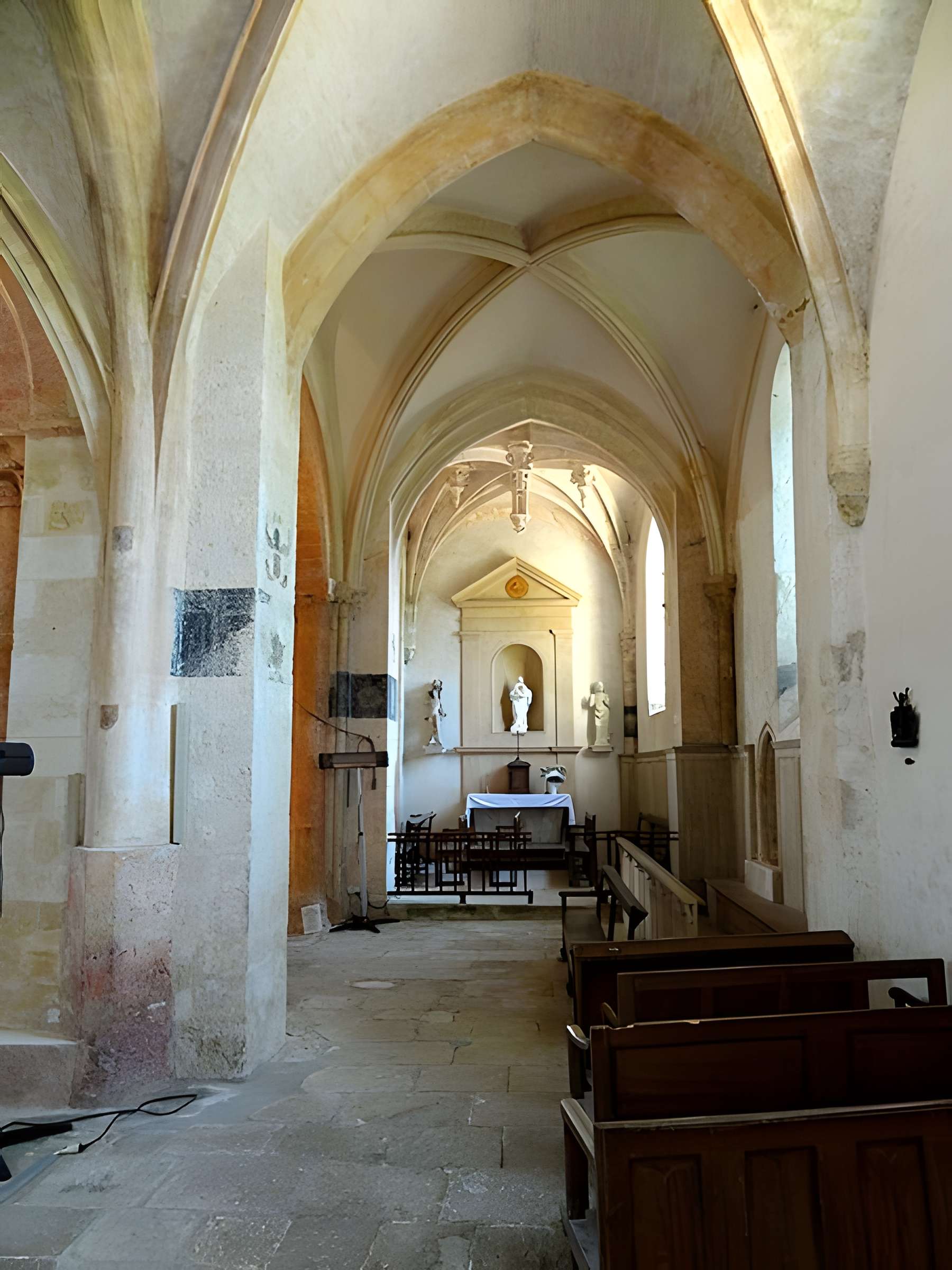Église Saint-Séverin d'Oinville-sur-Montcient