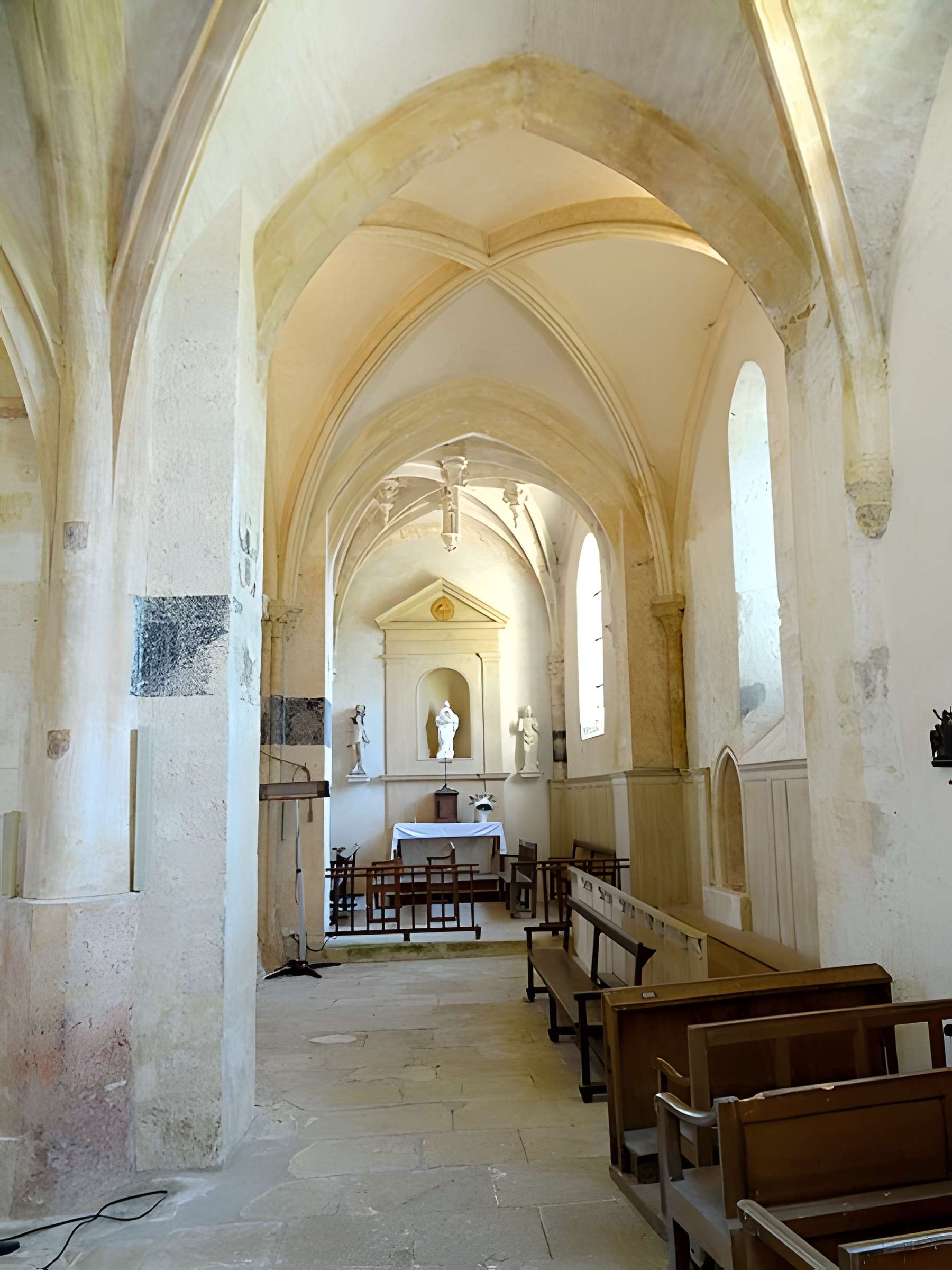 Église Saint-Séverin d'Oinville-sur-Montcient