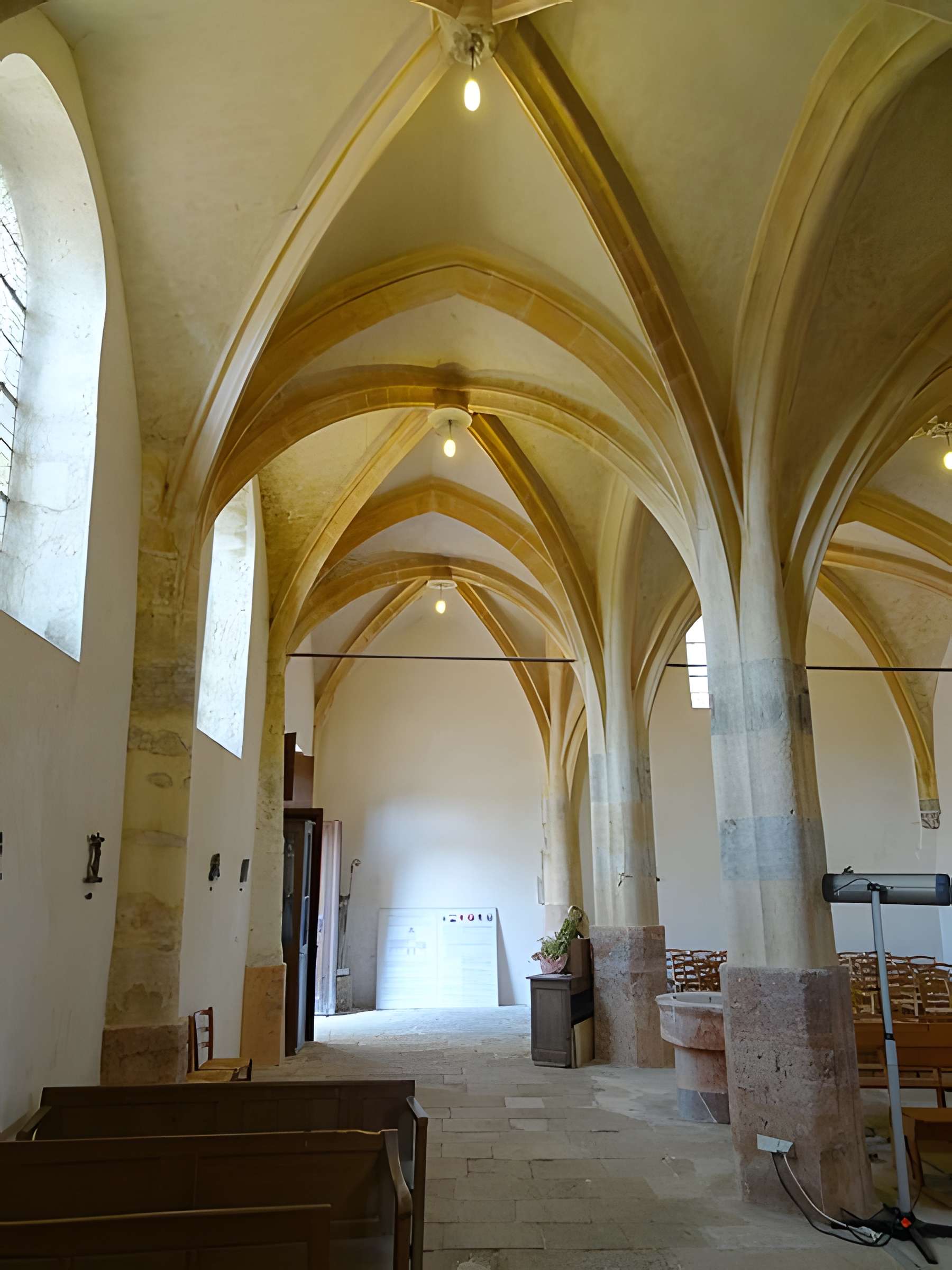 Église Saint-Séverin d'Oinville-sur-Montcient