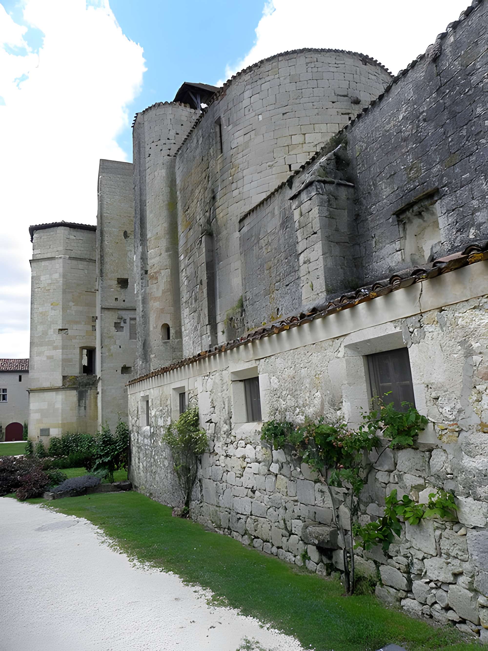 Église Saint-Sigismond de Larressingle