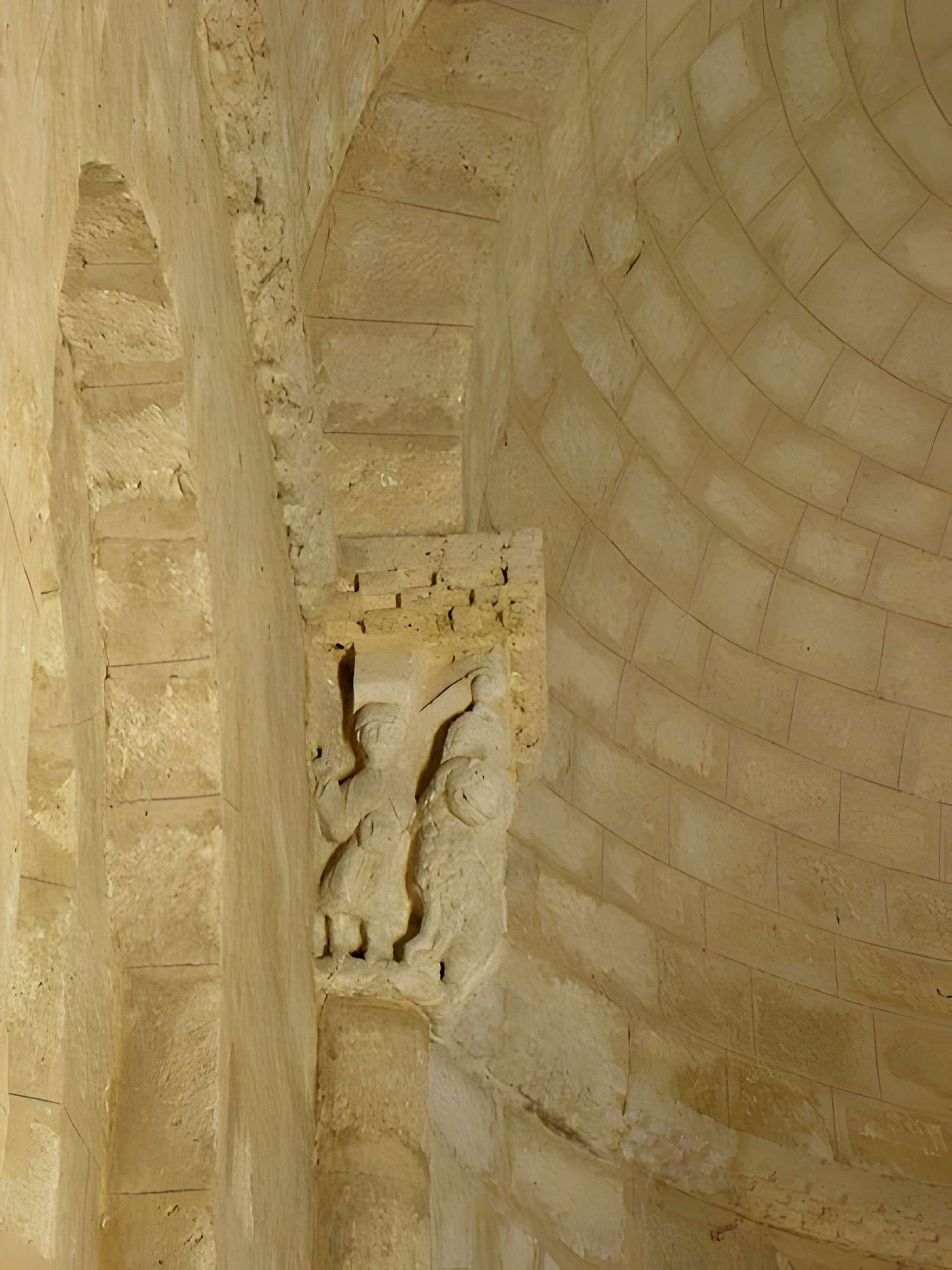 Église Saint-Sigismond de Larressingle