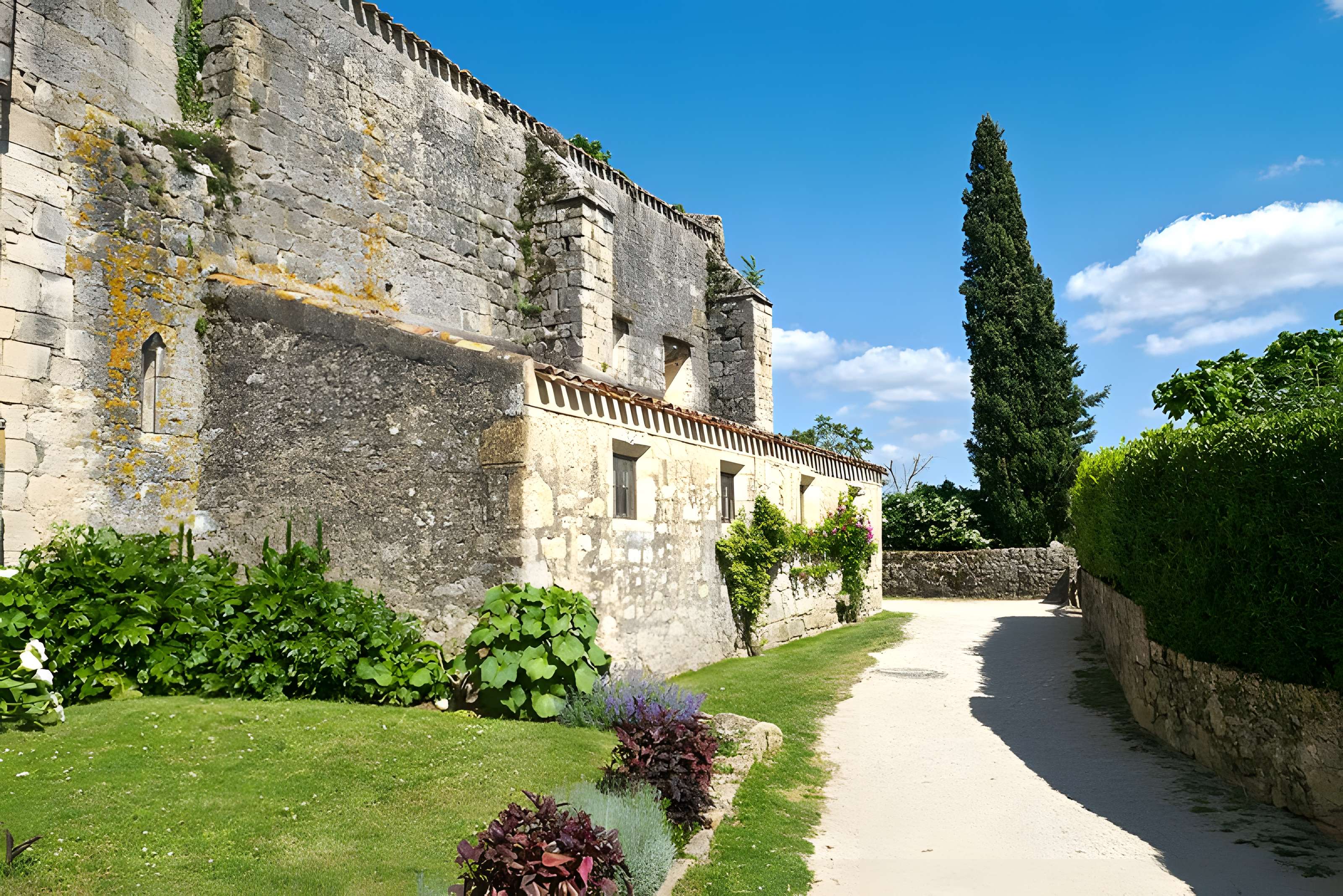 Église Saint-Sigismond de Larressingle