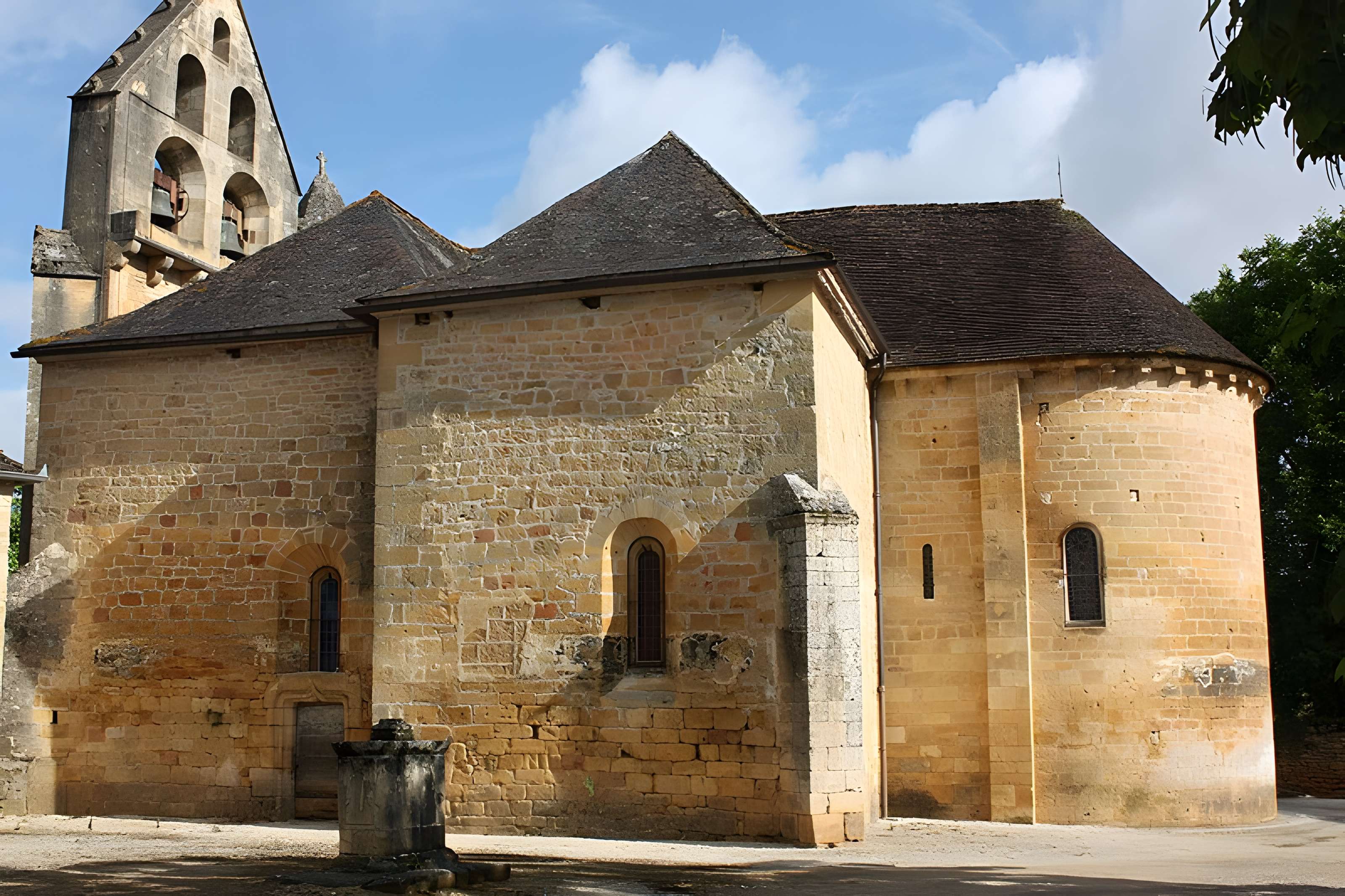 Église Saint-Sixte de Lamothe-Fénelon