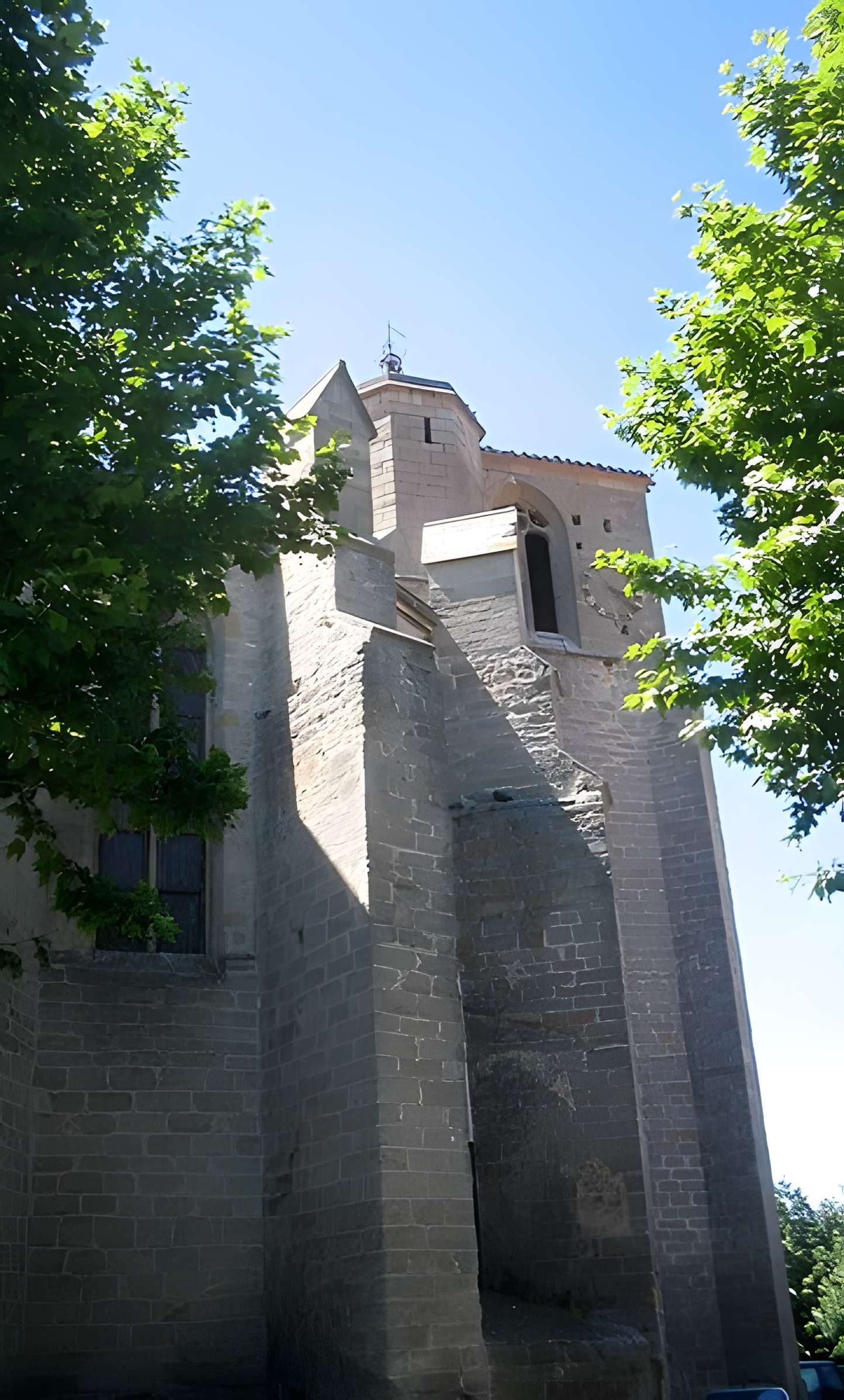 Église Saints-Julien-et-Basilisse de Bram