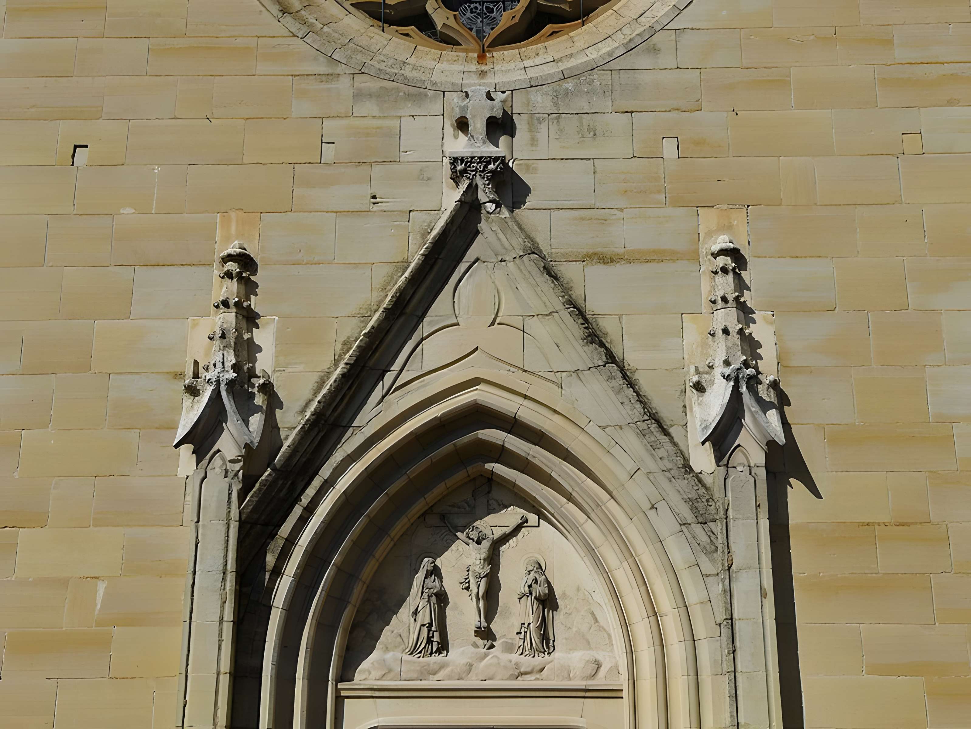 Église Saint-Sour de Terrasson-Lavilledieu