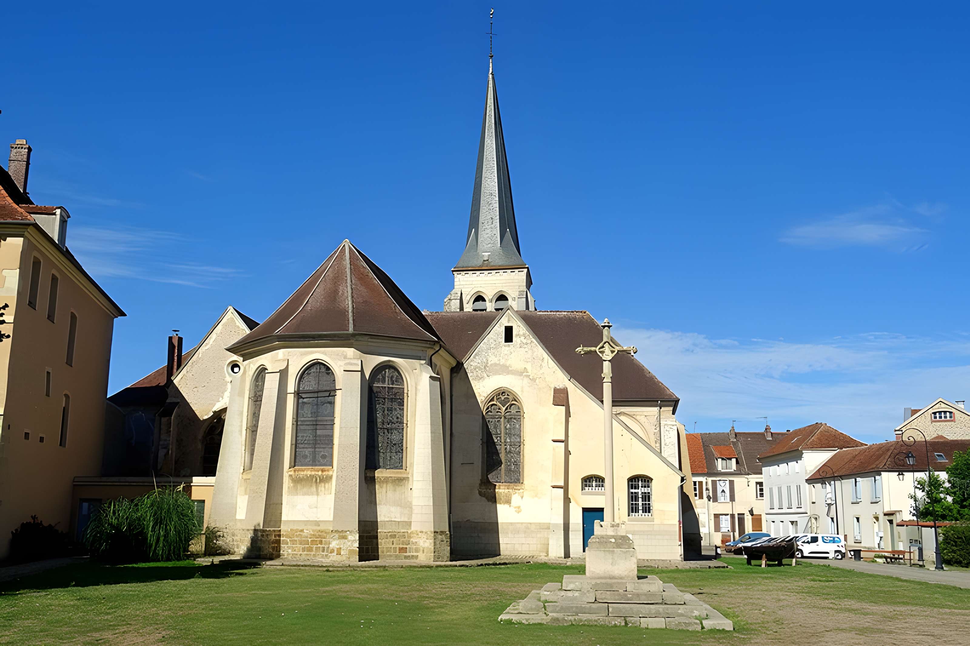 Église Saints-Pierre-et-Paul de Jouarre