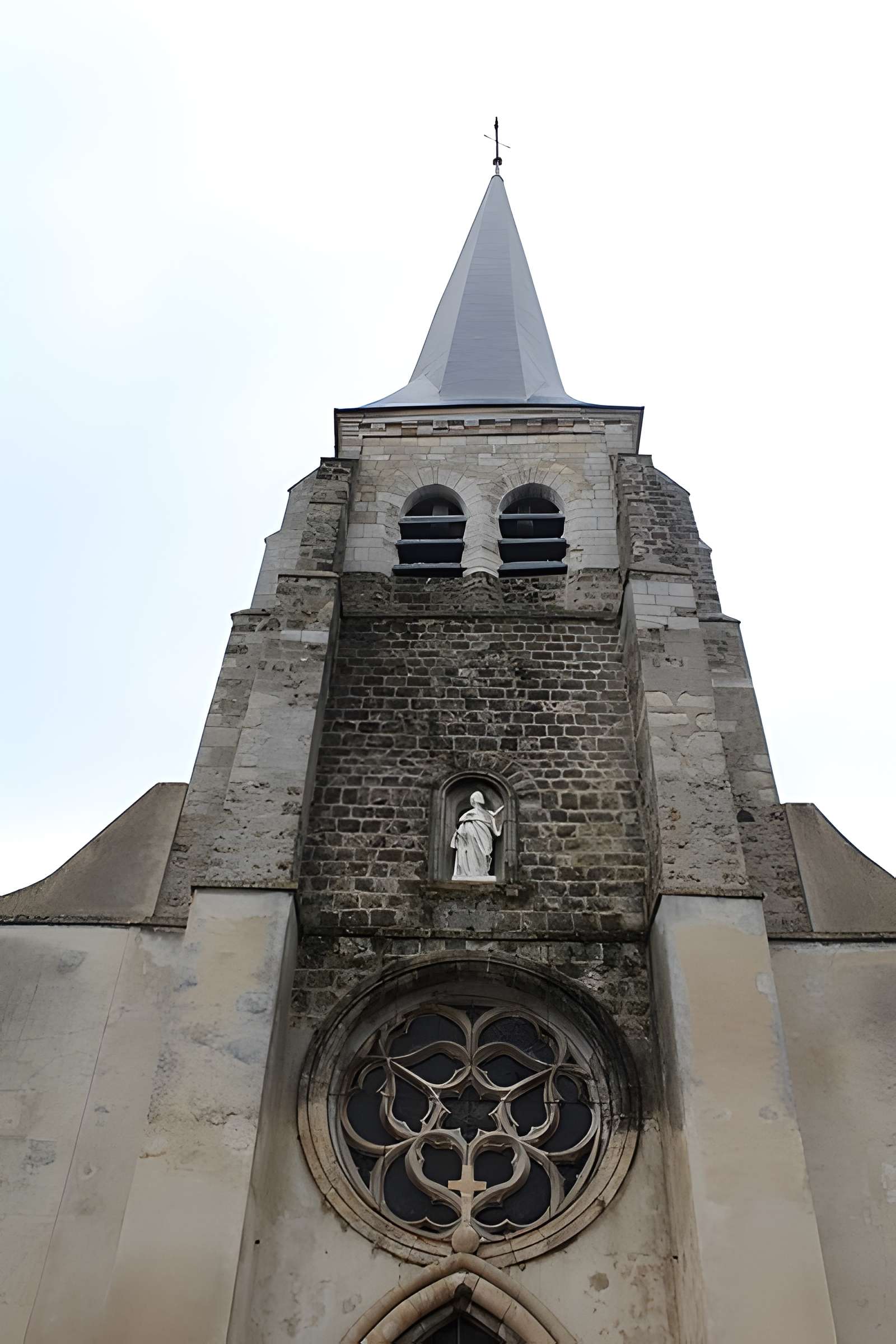 Église Saints-Pierre-et-Paul de Jouarre