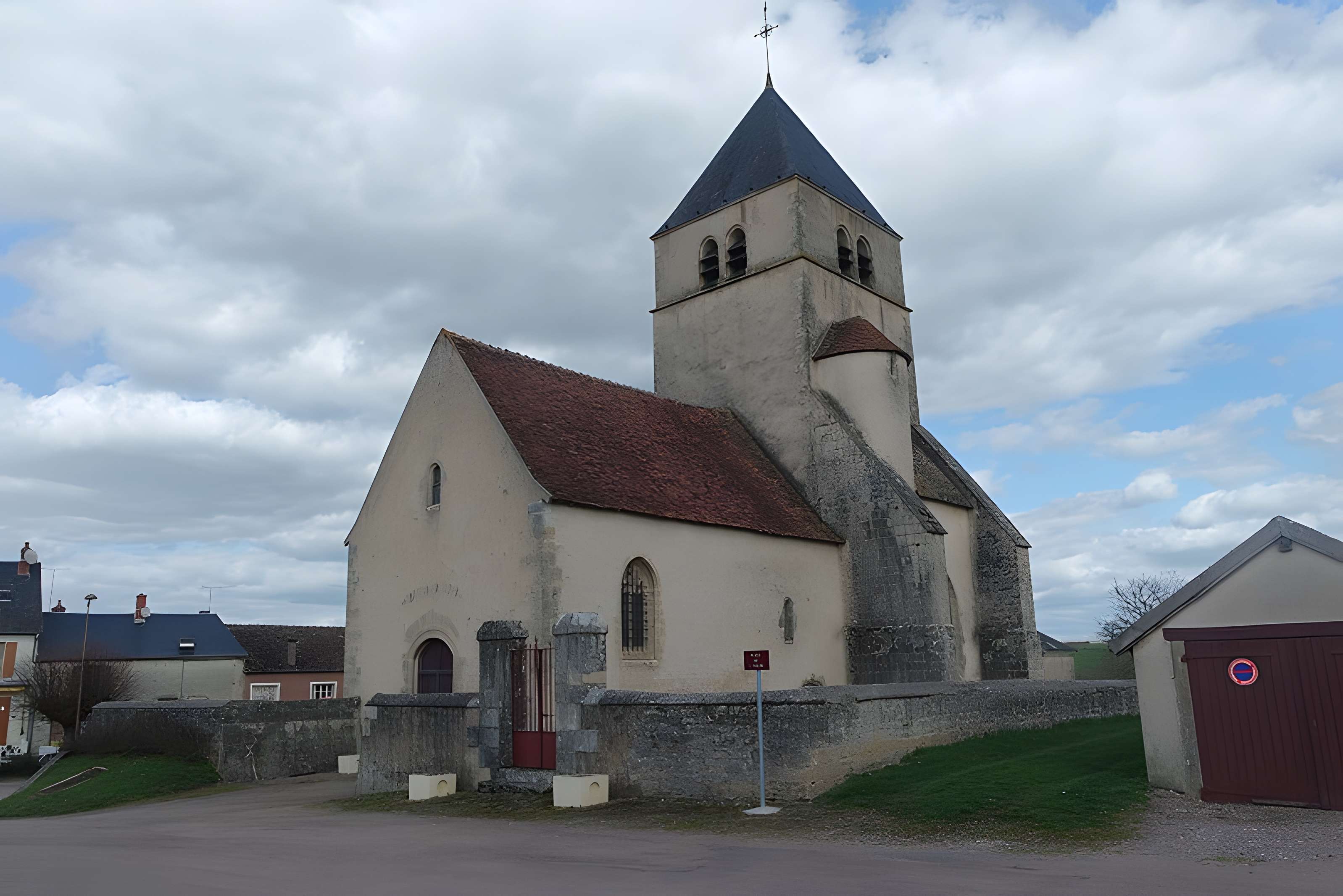 Église Saint-Symphorien de Bazolles