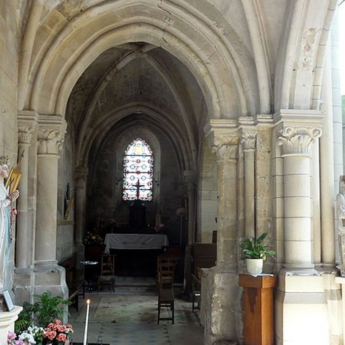 Photo de Église Saint-Symphorien de Nesles-la-Vallée et croix