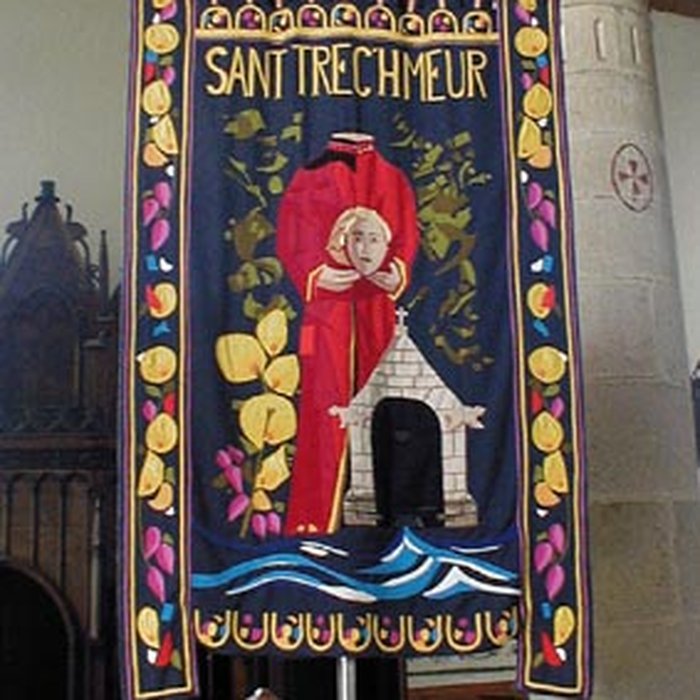 Photo de Église Saint-Ténénan de Guerlesquin