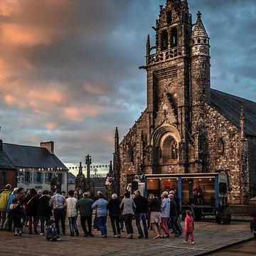 Église Saint-Ténénan de Guerlesquin
