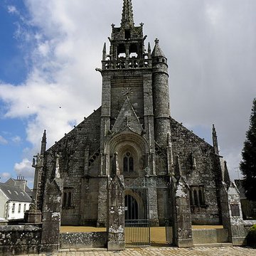Église Saint-Ténénan de Guerlesquin