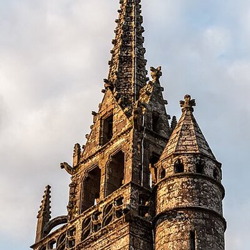 Église Saint-Ténénan de Guerlesquin