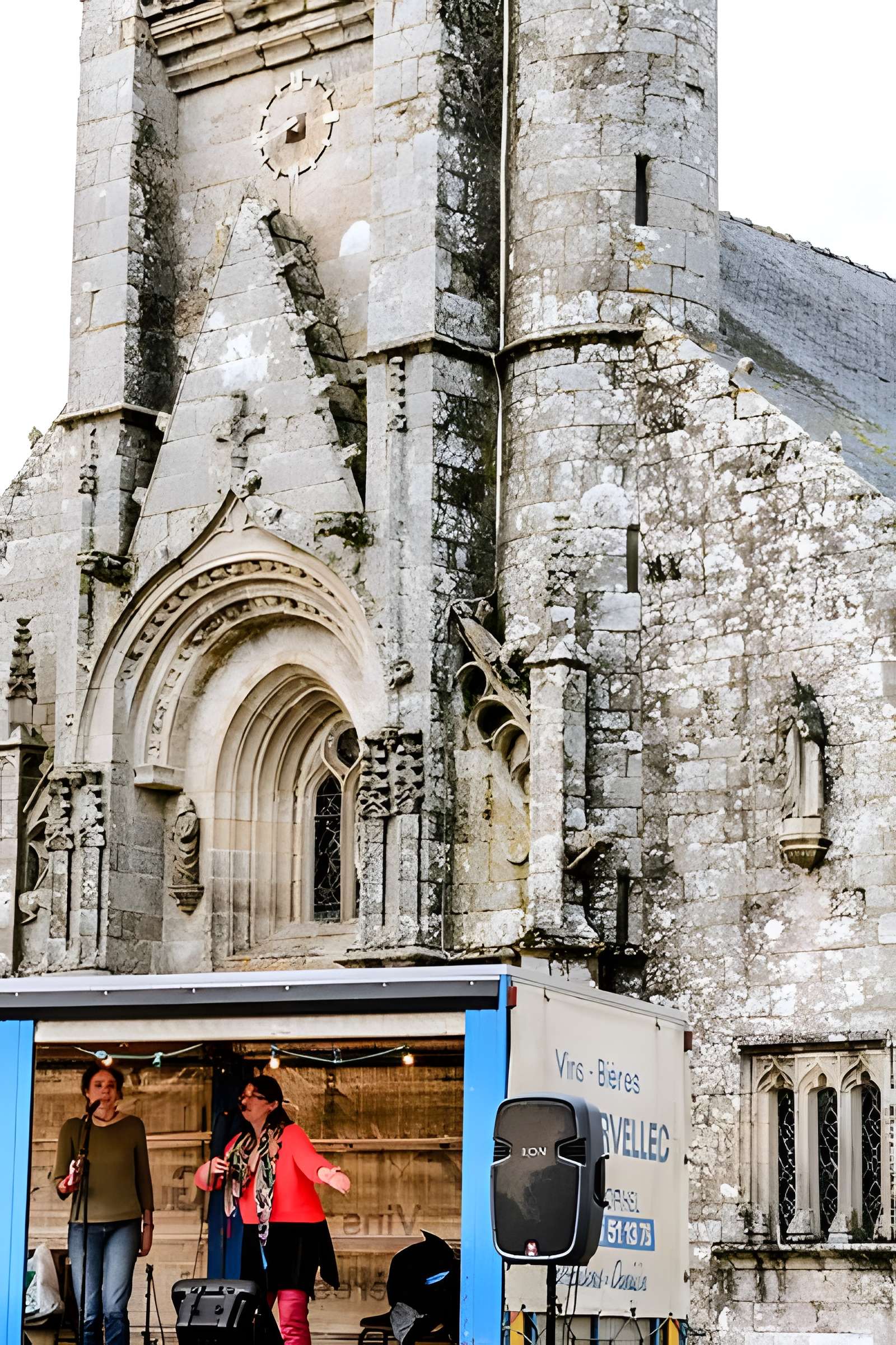 Église Saint-Ténénan de Guerlesquin