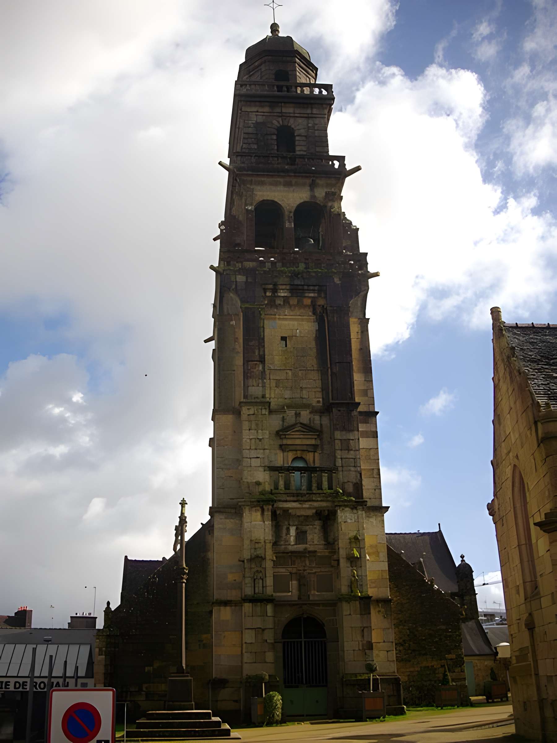 Église Saint-Thomas-de-Cantorbéry de Landerneau